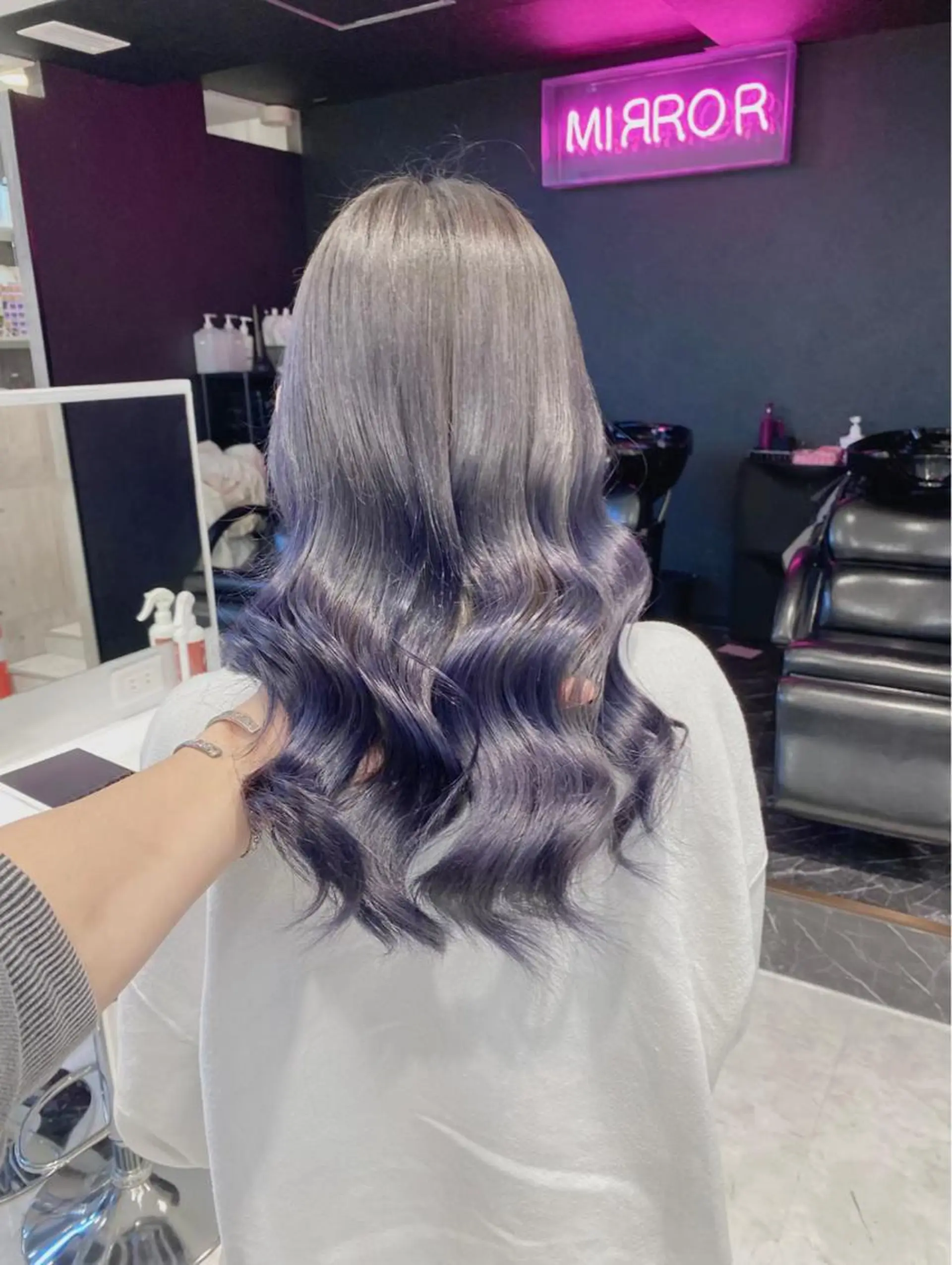 ロング カラー ヘアアレンジ アッシュ アッシュグレー アッシュグレージュ バレイヤージュ ミストバング カット トリートメント ヘアセット 似合わせヘア💎 Ÿutóのヘアスタイル
