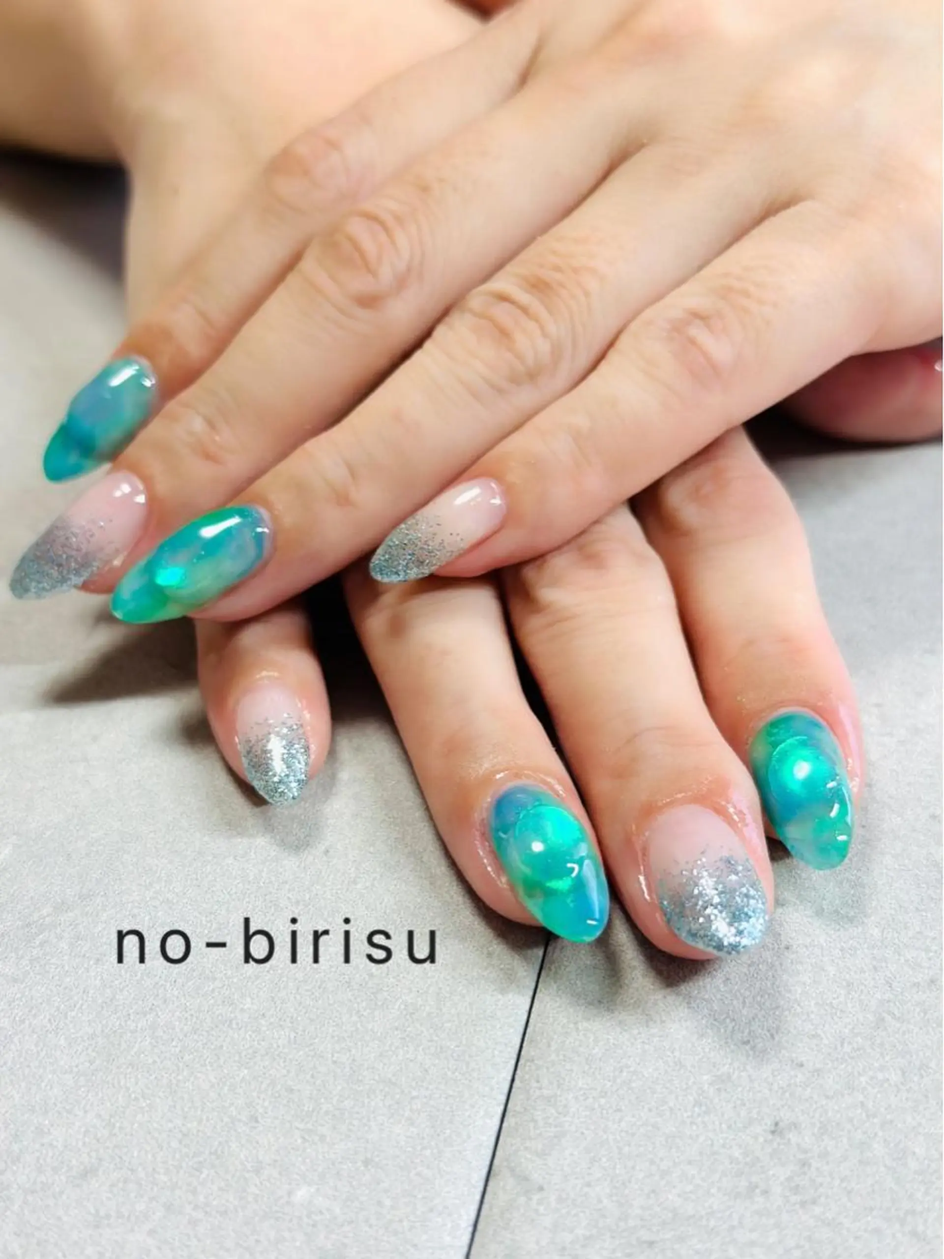 ネイル ラメ(グリッター) ラメグラデーション ワンカラーネイル ハンドネイル no-birisu nailのネイルデザイン