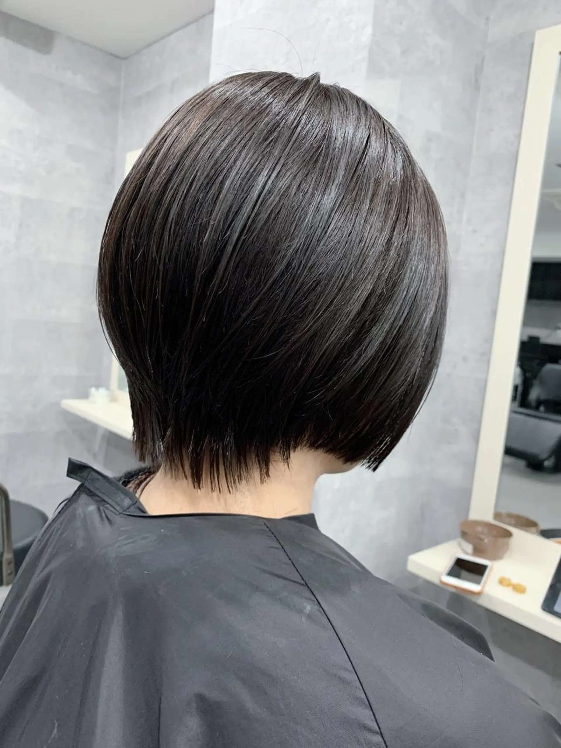 ショート カラー _WHITE 天神店 YUMEKA🐻のヘアスタイル