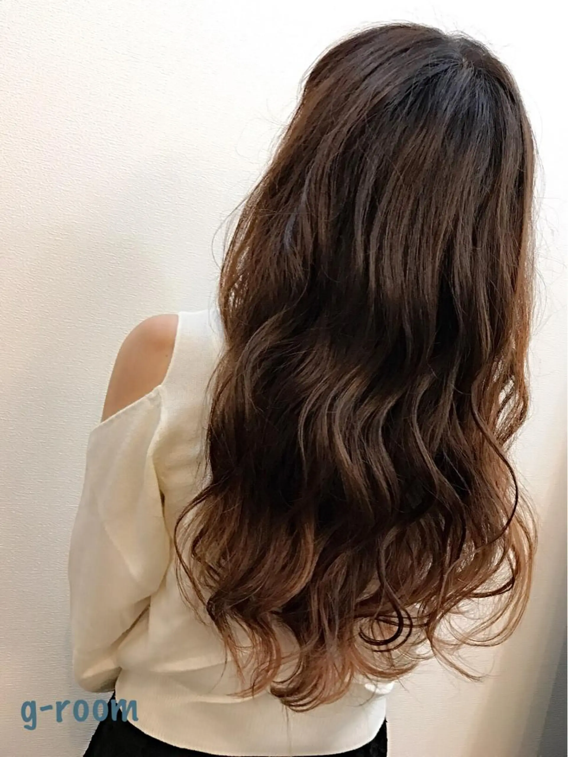 ロング カラー ヘアアレンジ ベージュカラー ブリーチ グラデーションカラー ピンクカラー ピンクベージュ Hair Salon g-room所属・大山 雅矢のヘアスタイル