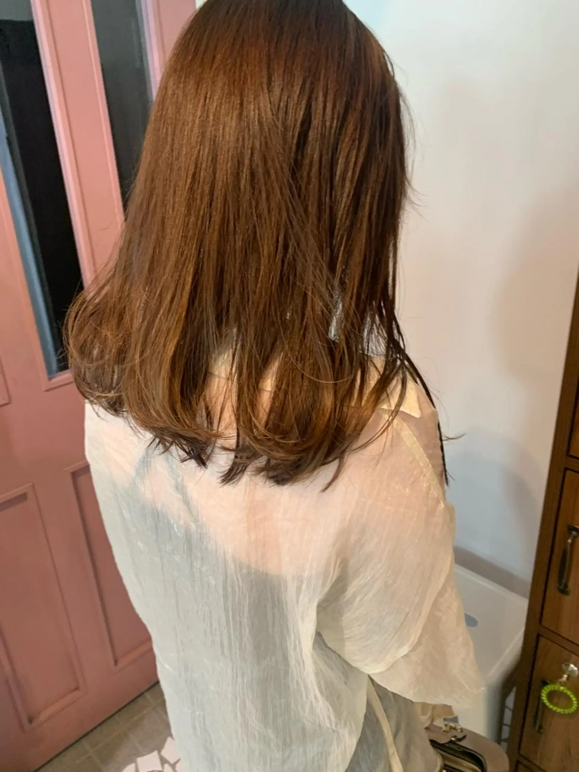 セミロング レイヤーカット 山嵜 かなのヘアスタイル