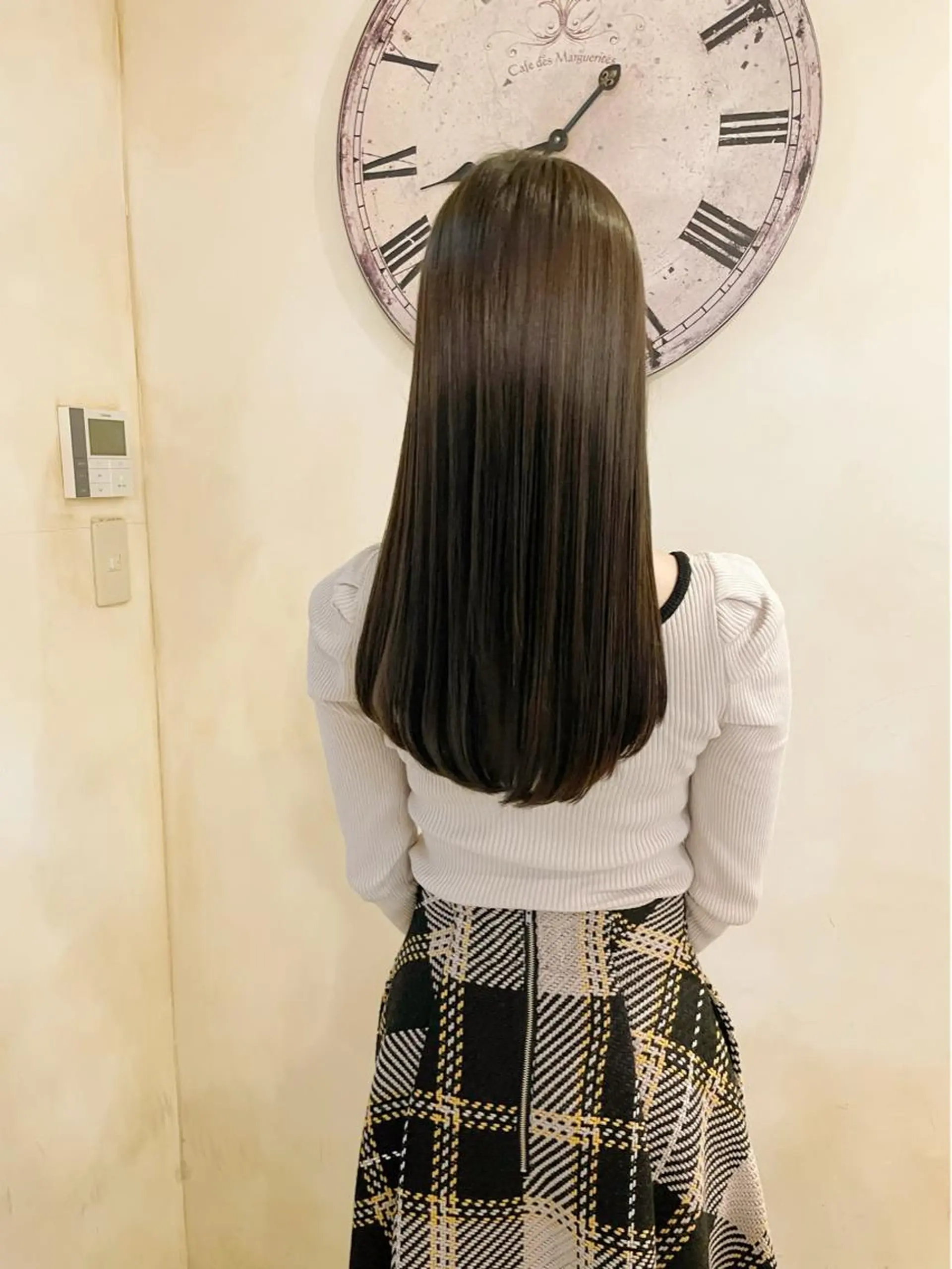 ロング カラー カット ヘアカラー トリートメント 古田 昂也のヘアスタイル