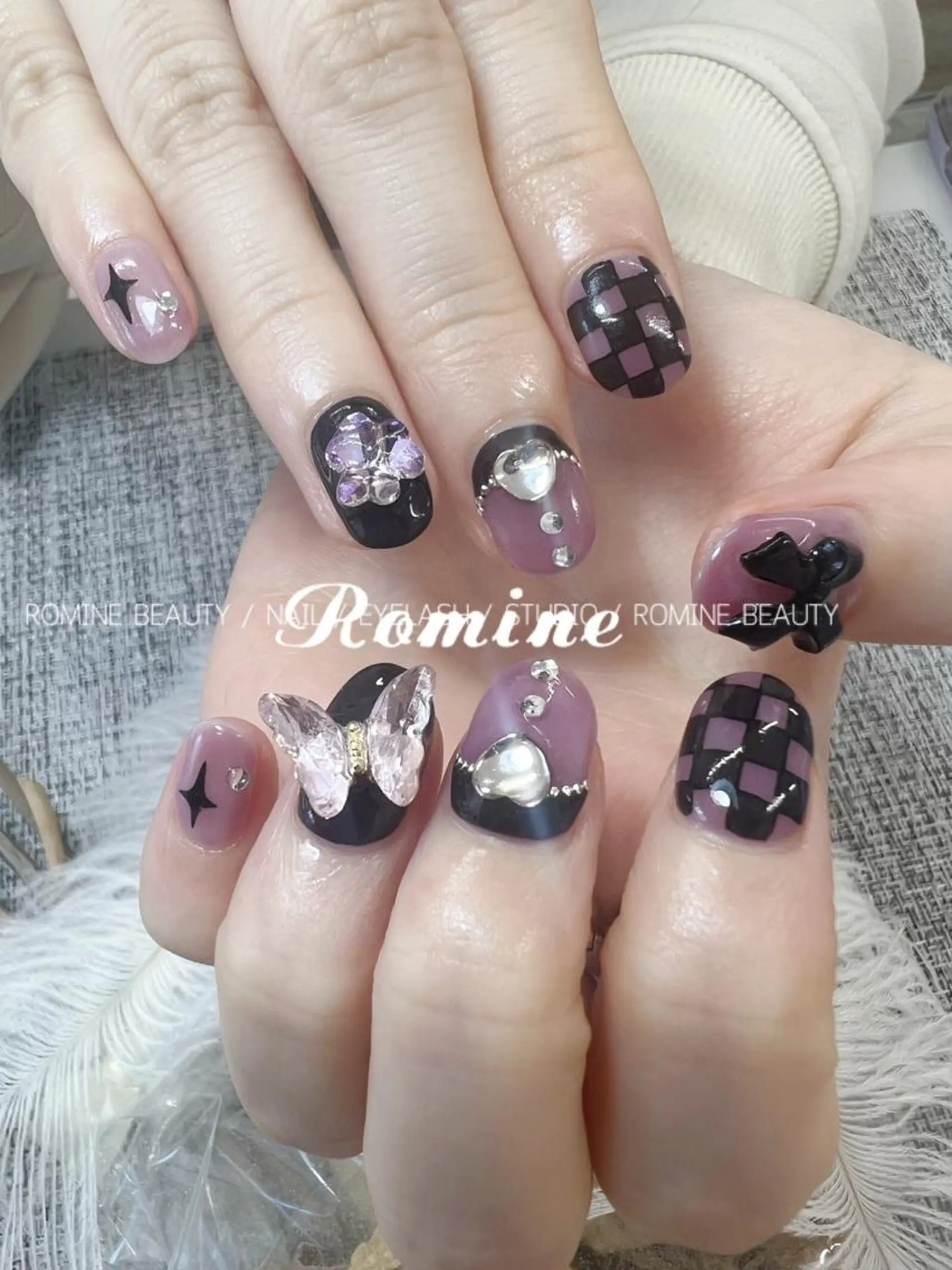 ネイル Romine アイラッシュ&ネイルのマツエク・マツパデザイン