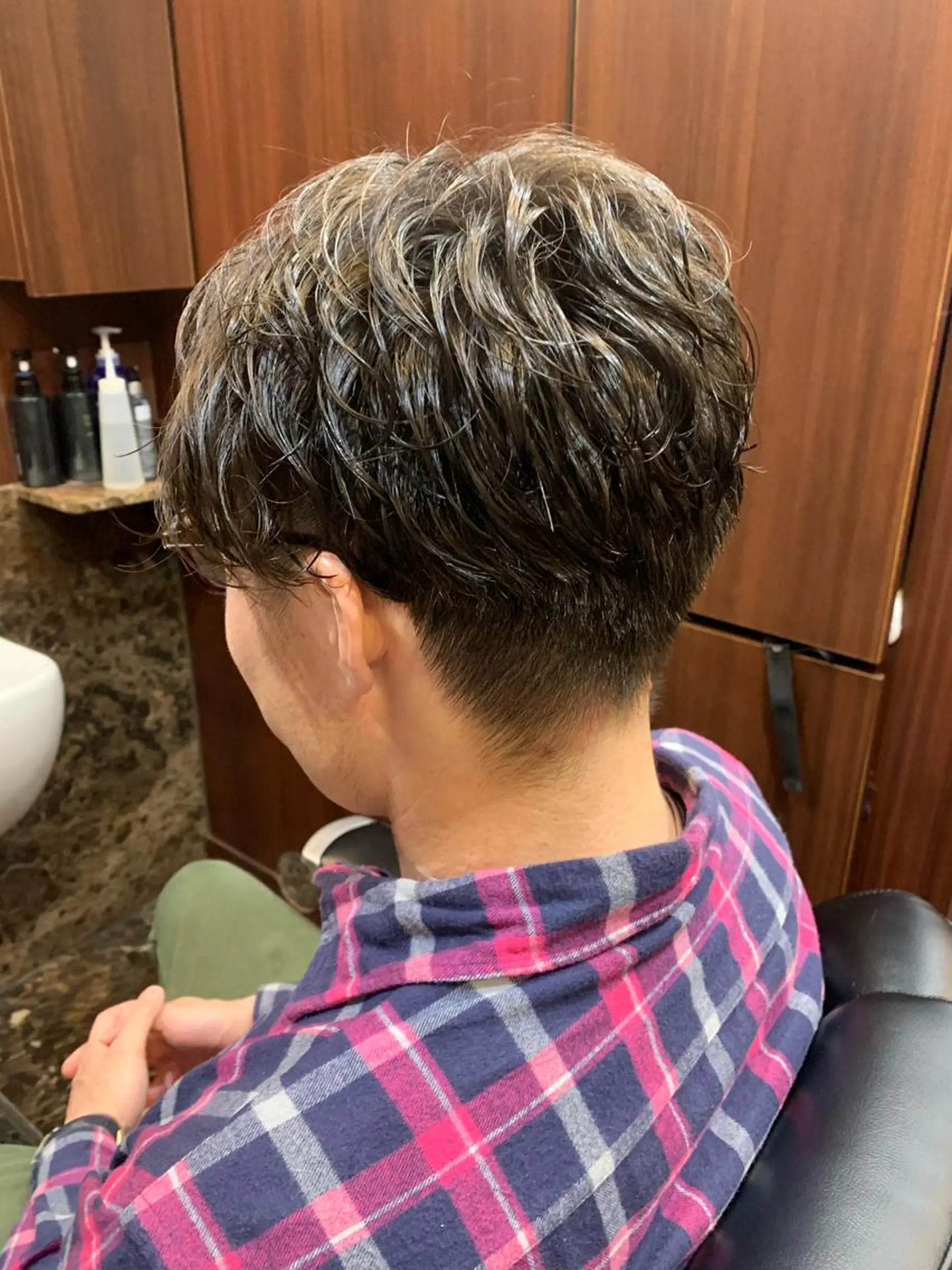 ショート パーマ メンズ 羽木 隆徒のヘアスタイル