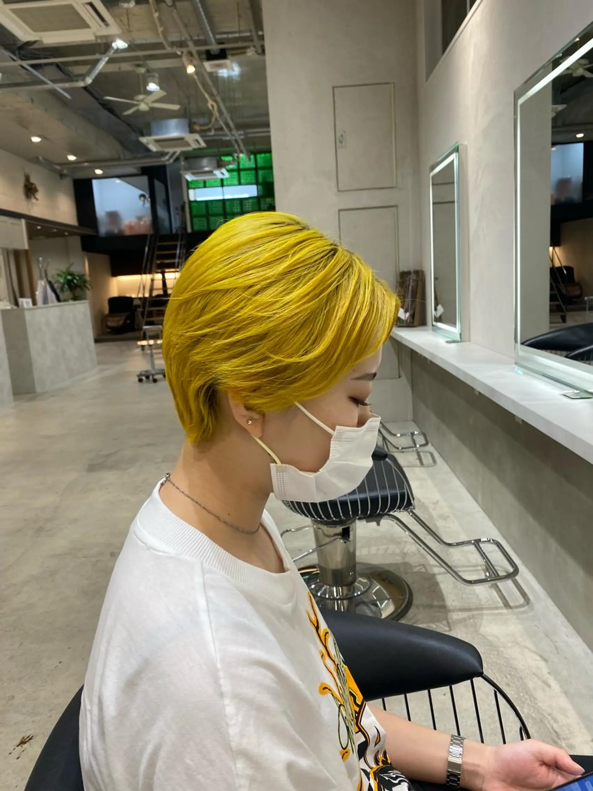 ショート カラー KEIGO/パーマ ハイトーン/DEANのヘアスタイル