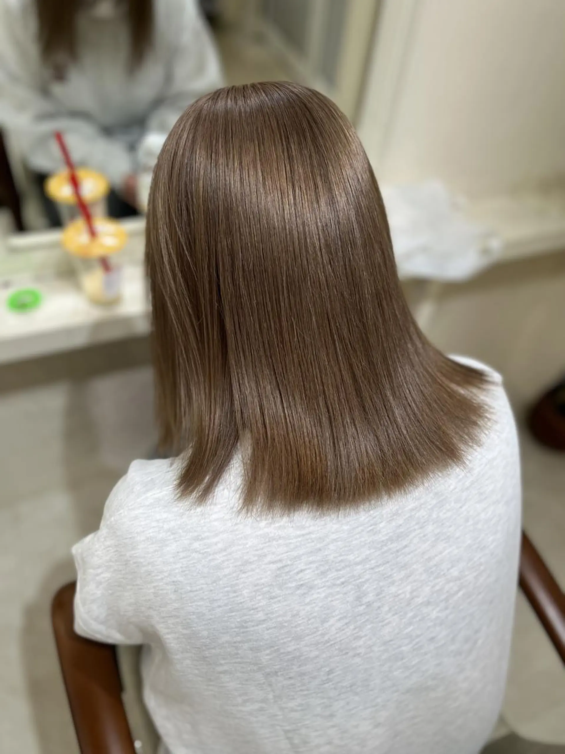 セミロング カラー カット ヘアカラー 🩵垢抜け確定🩵 ハイトーン特化🩵のヘアスタイル