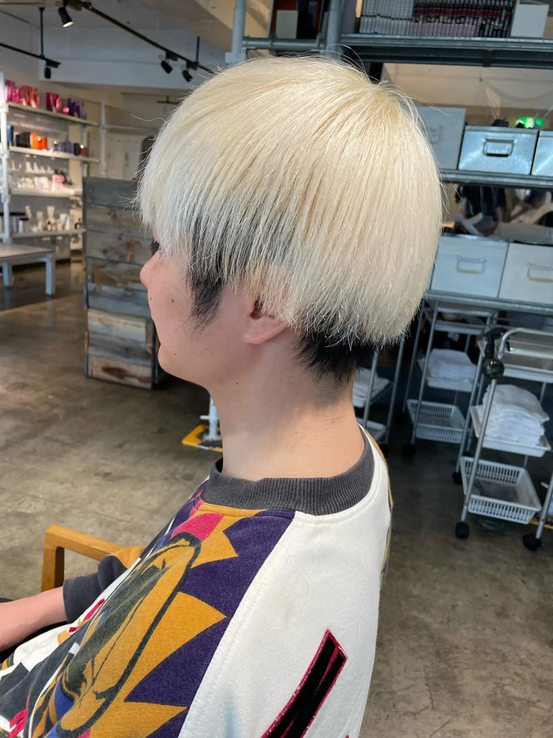 ショート カラー メンズ ブロンド ヘアカラー トリートメント ハイトーン/レイヤー /ケアブリーチ石川治のヘアスタイル