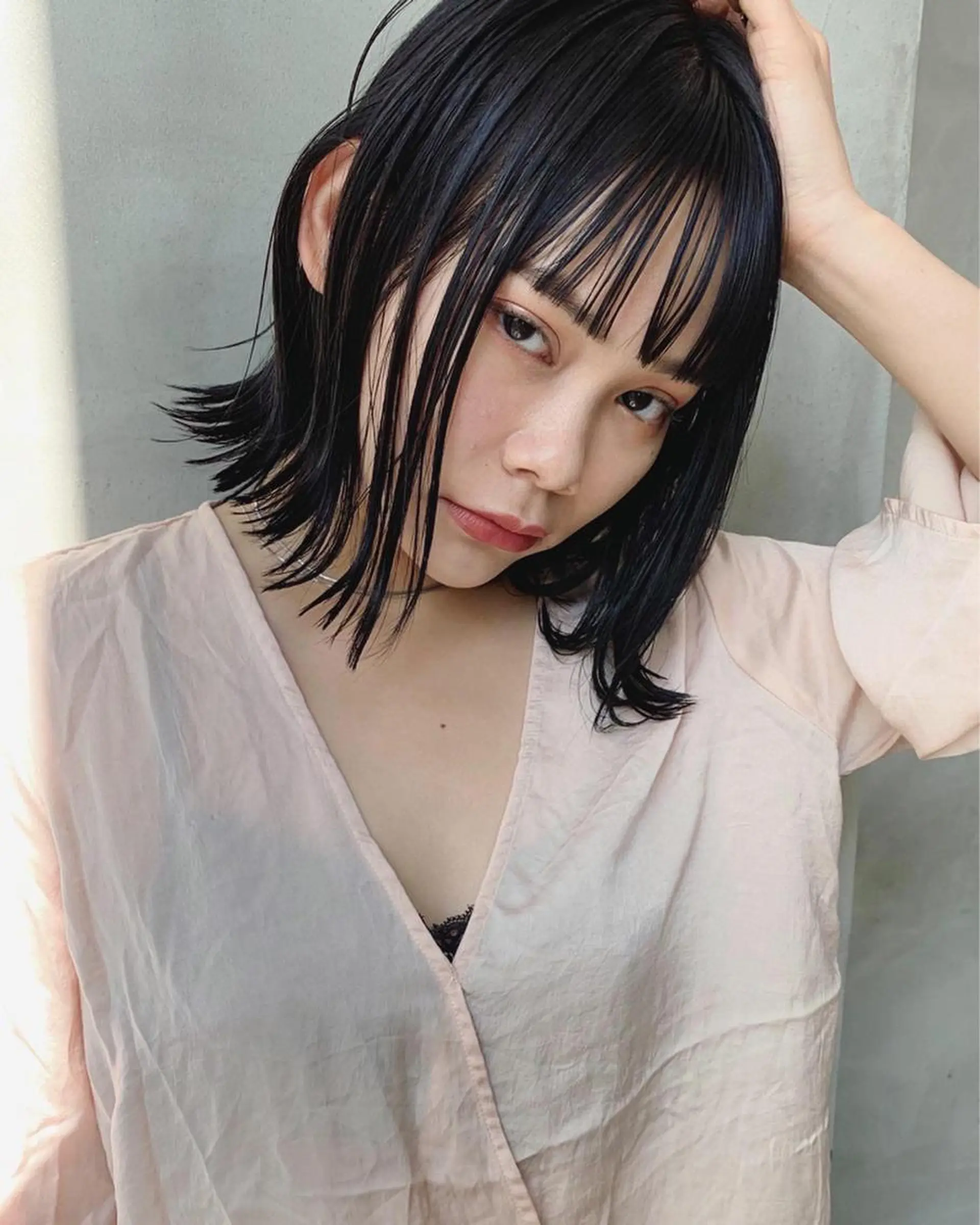ミディアム 🐝 hachi🐝のヘアスタイル