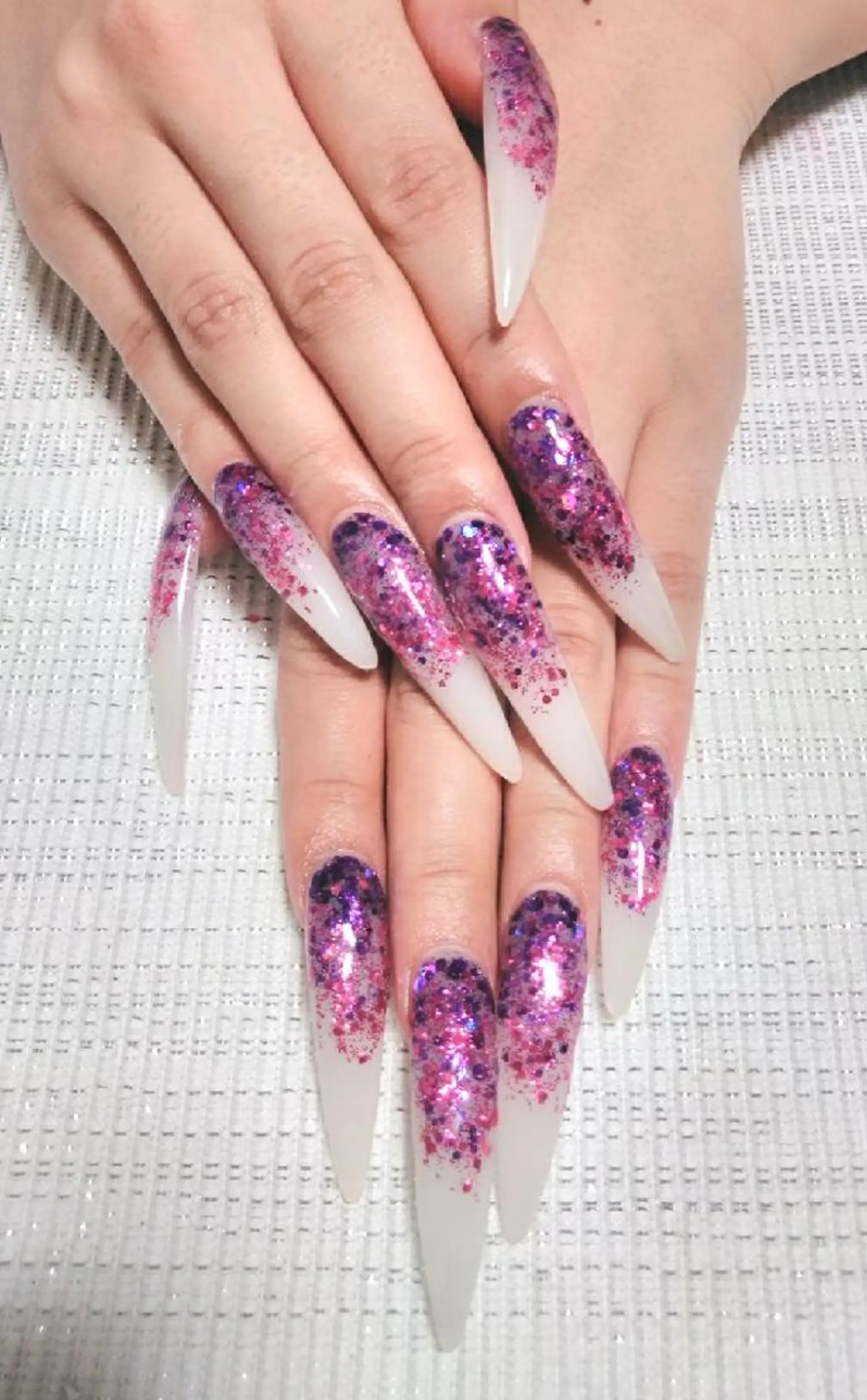 ネイル ロングネイル スカルプネイル スーパーロングネイル エステとネイル ローズコンフォートのネイルデザイン