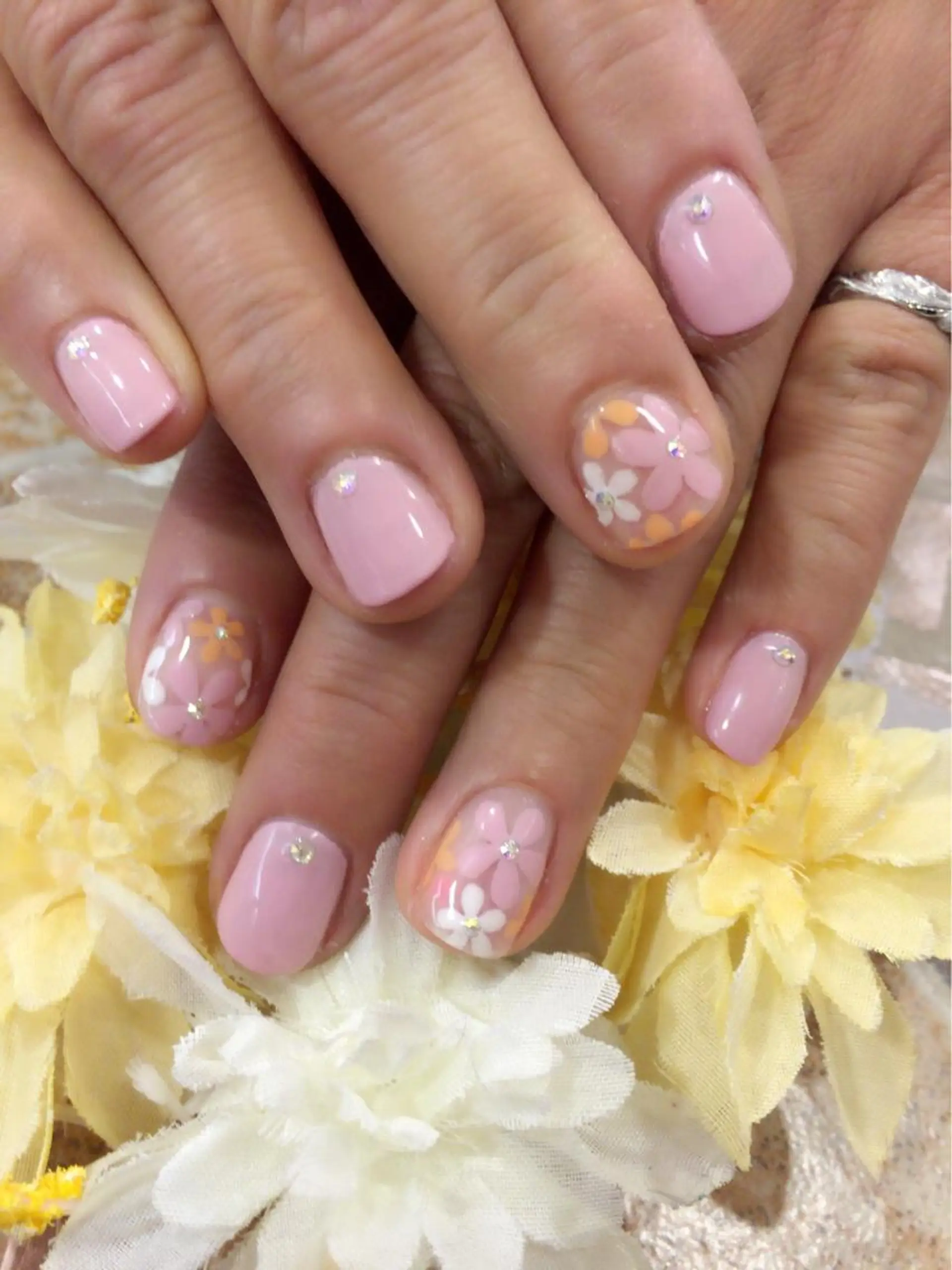 ネイル Sympa 𝓜iwako🐰ᩚのネイルデザイン