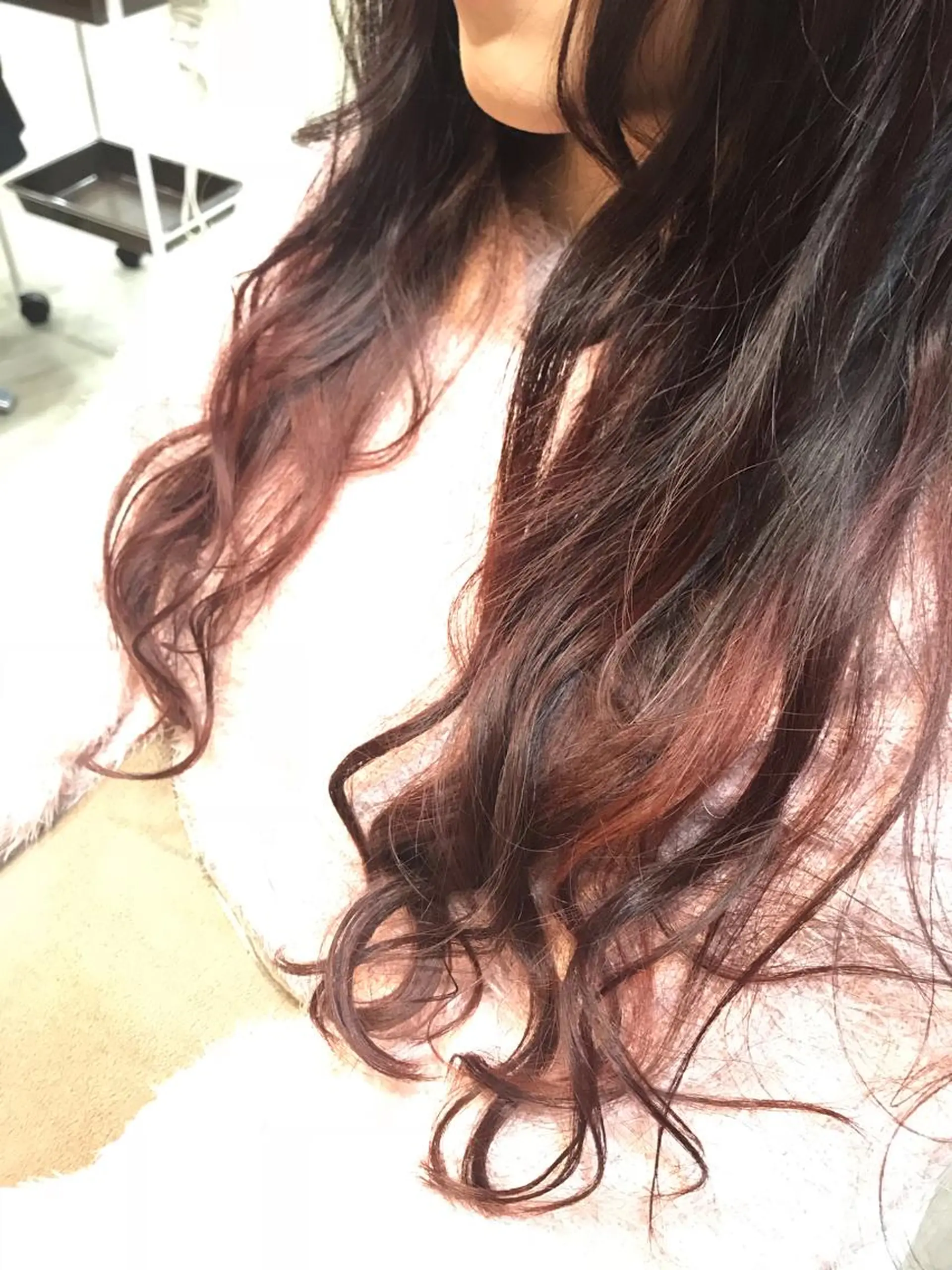 ロング カラー 一ノ瀬 蘭のヘアスタイル