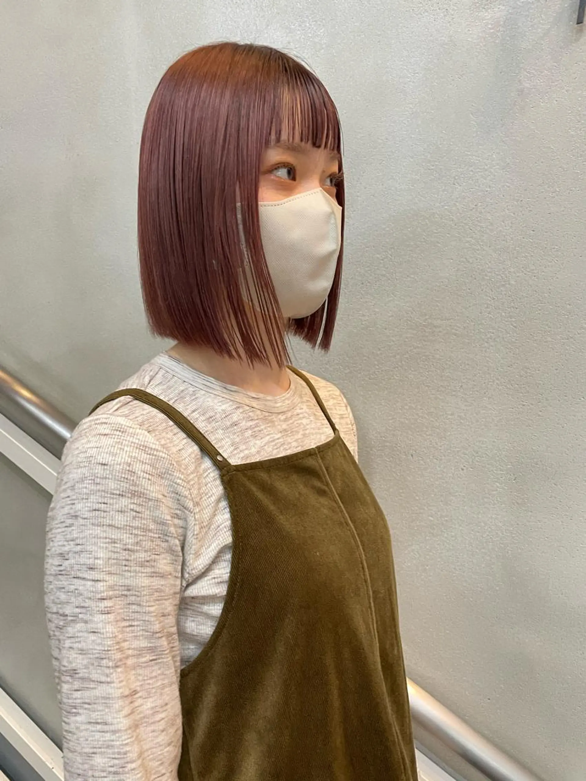 ショート カラー 佐藤 永夏のヘアスタイル