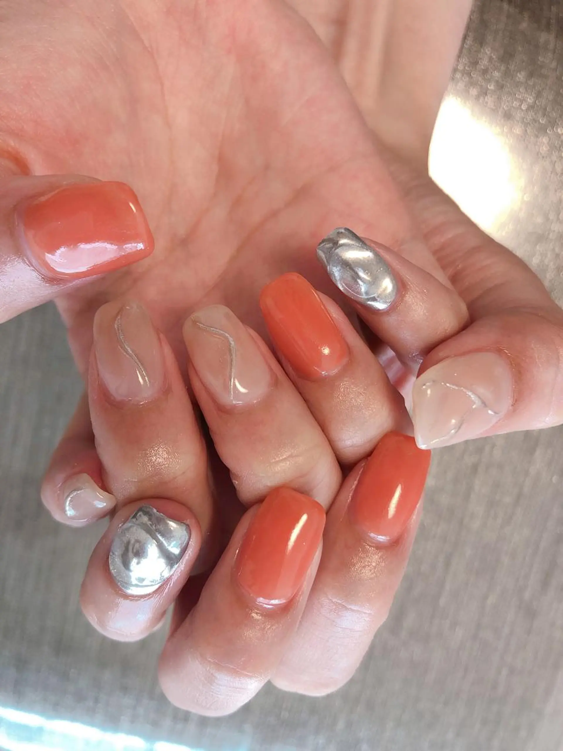 ネイル ミラーネイル ニュアンスネイル kiki nail &brow二子玉川の眉毛・アイブロウイメージ