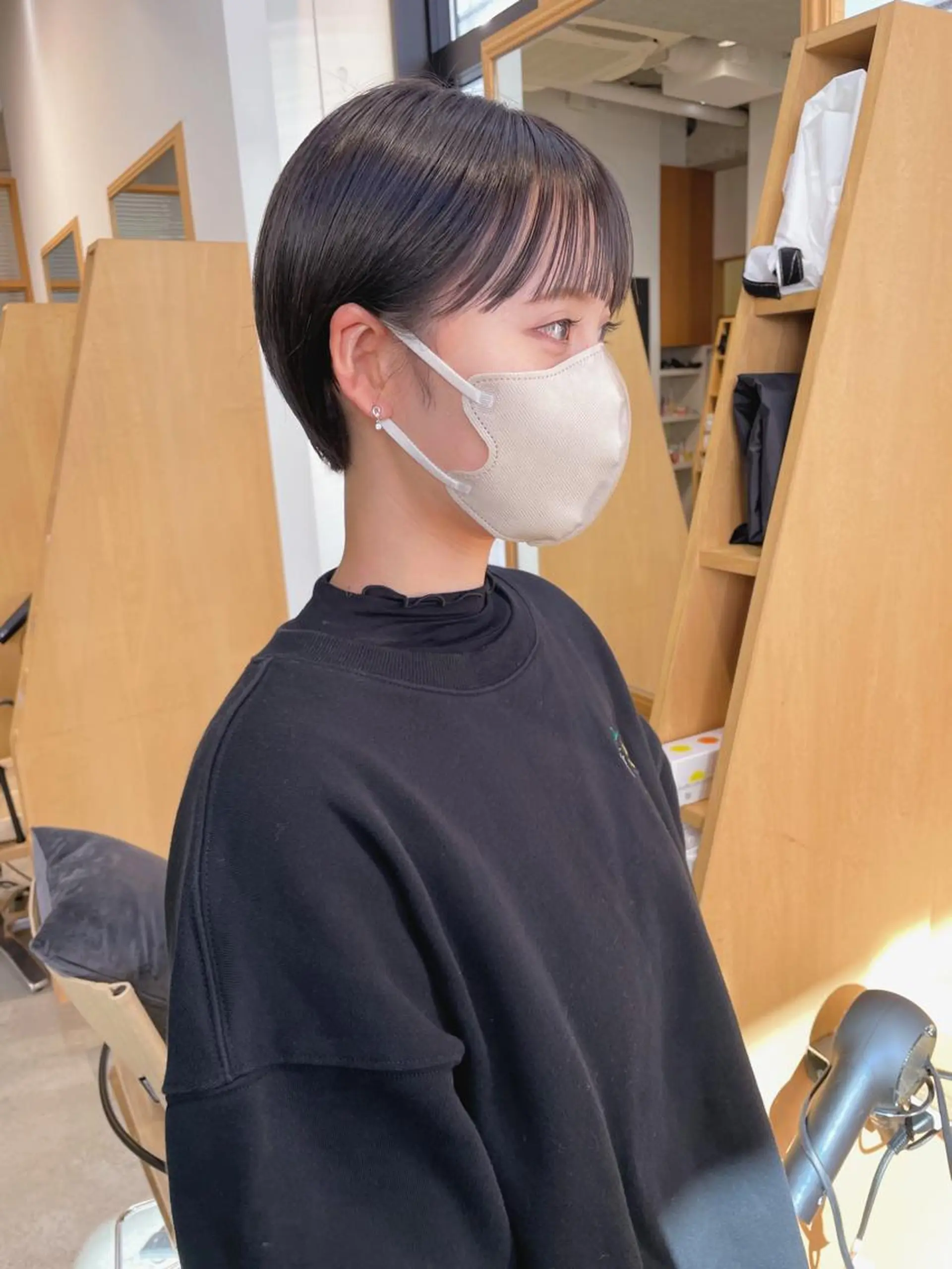 ショート カット 石上 沙也香のヘアスタイル