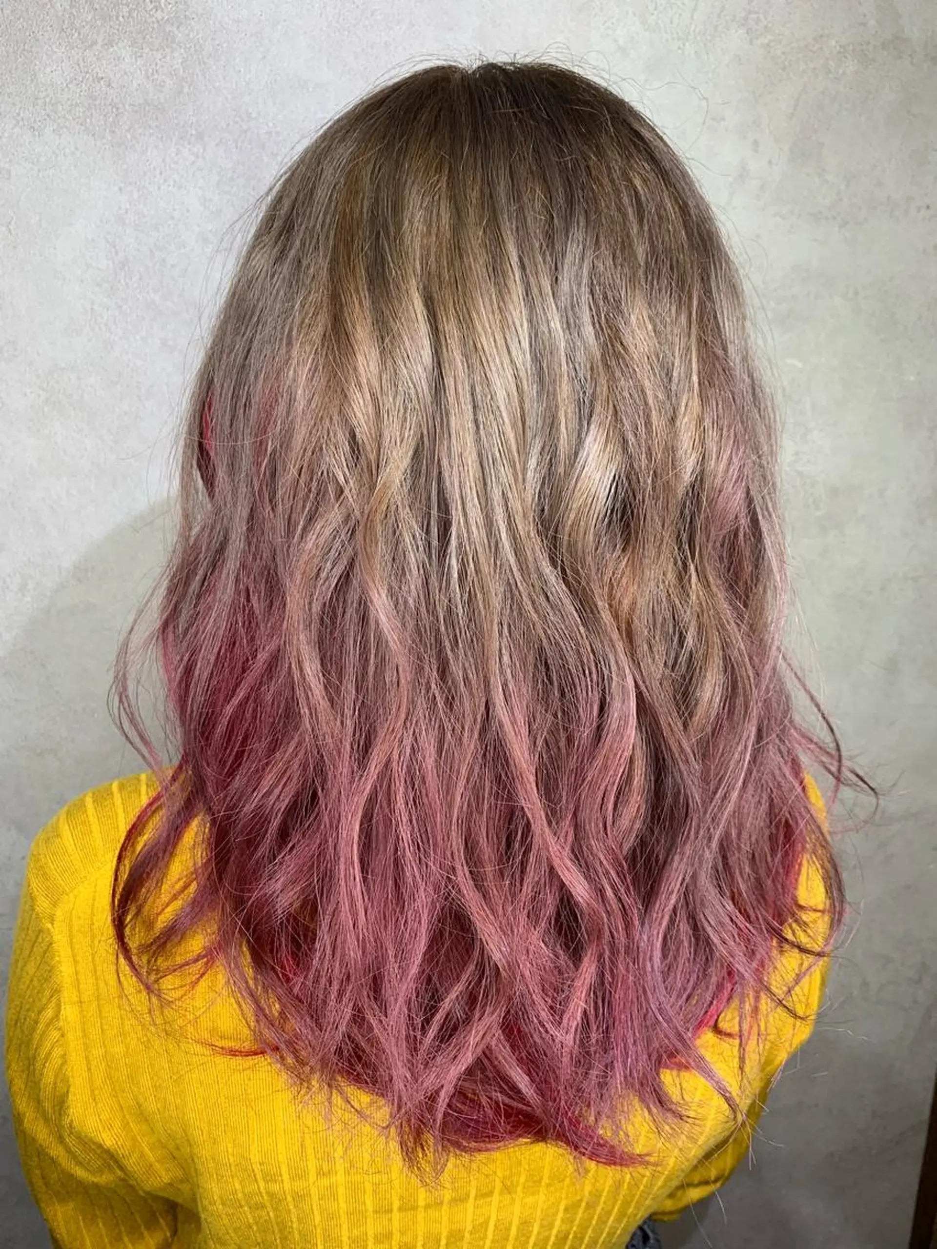 セミロング 西村 雄二/エクステのヘアスタイル