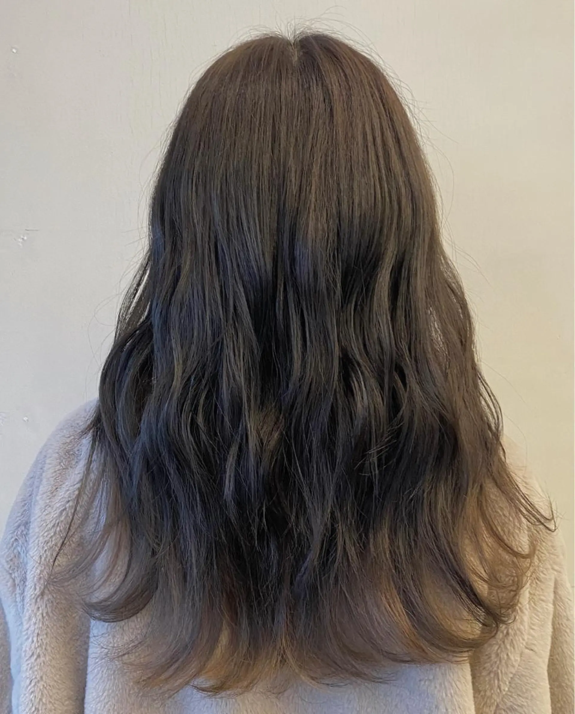 ロング ヘアカラー トリートメント 長谷川 華奈子のヘアスタイル