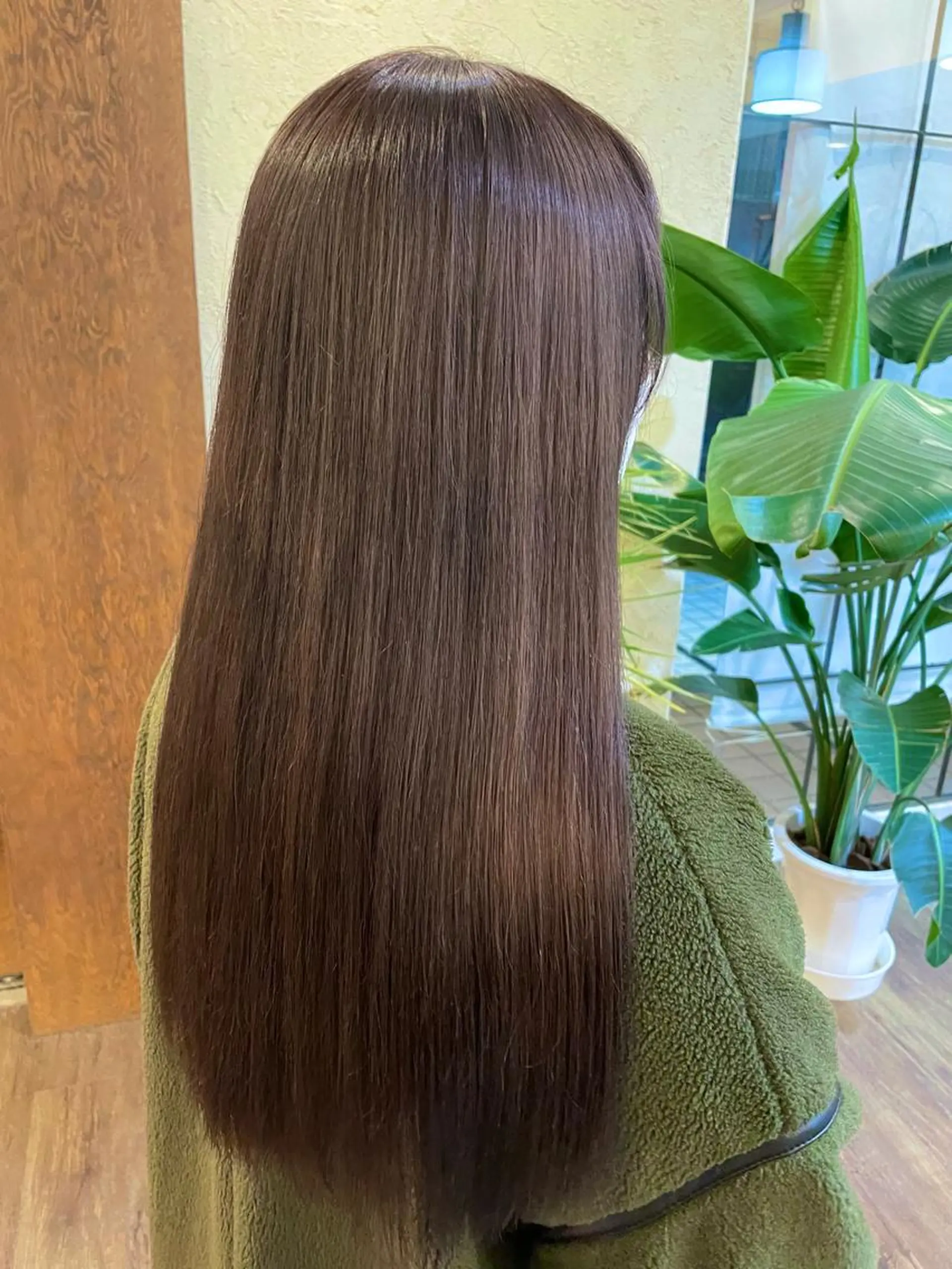 ロング カット ヘアカラー トリートメント しもかわ かほのヘアスタイル