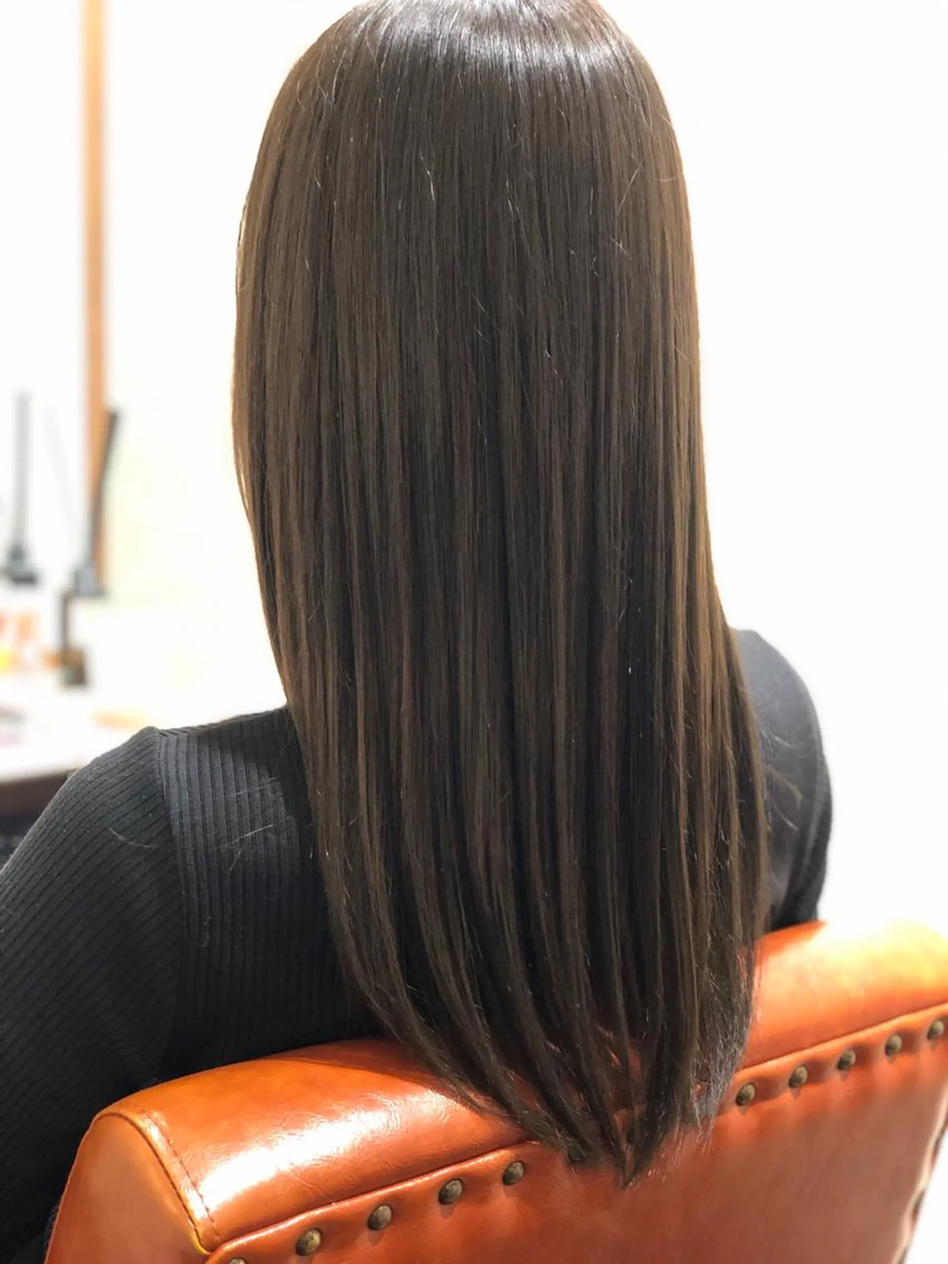 セミロング カット ヘアカラー トリートメント 菊池 幹のヘアスタイル