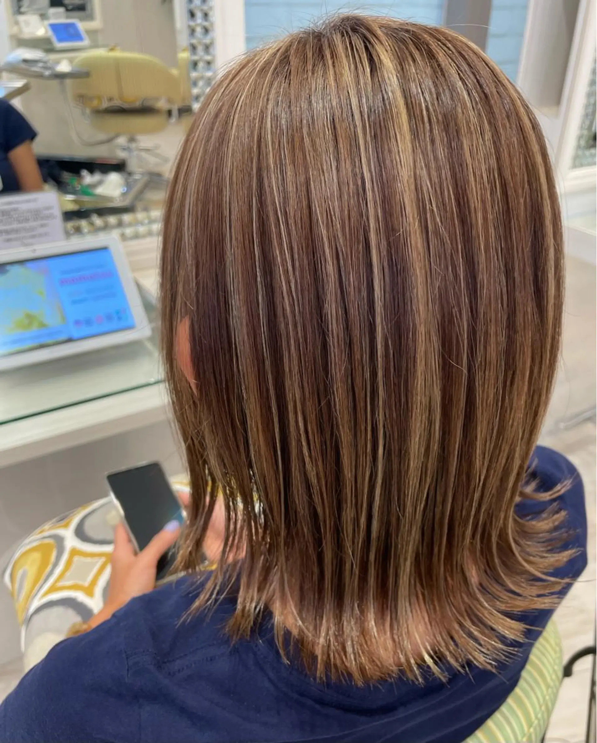 ミディアム カット ヘアカラー MAI /BUCKS/天王寺のヘアスタイル