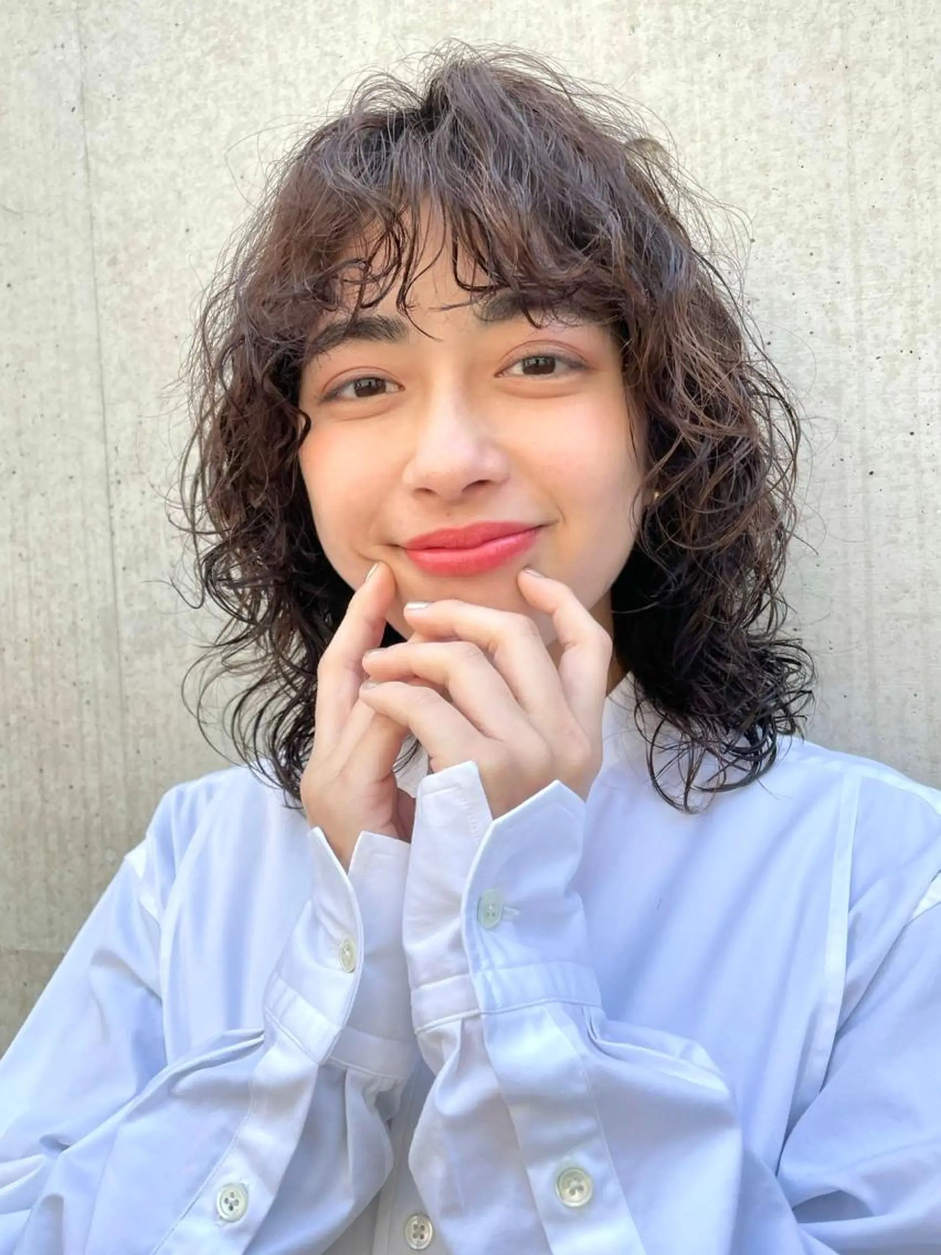 ミディアム パーマ ミディアムパーマ ボブ ハイライト ウルフカット カット パーマ トリートメント 銀座No.1髪質改善 縮毛矯正/本木のヘアスタイル