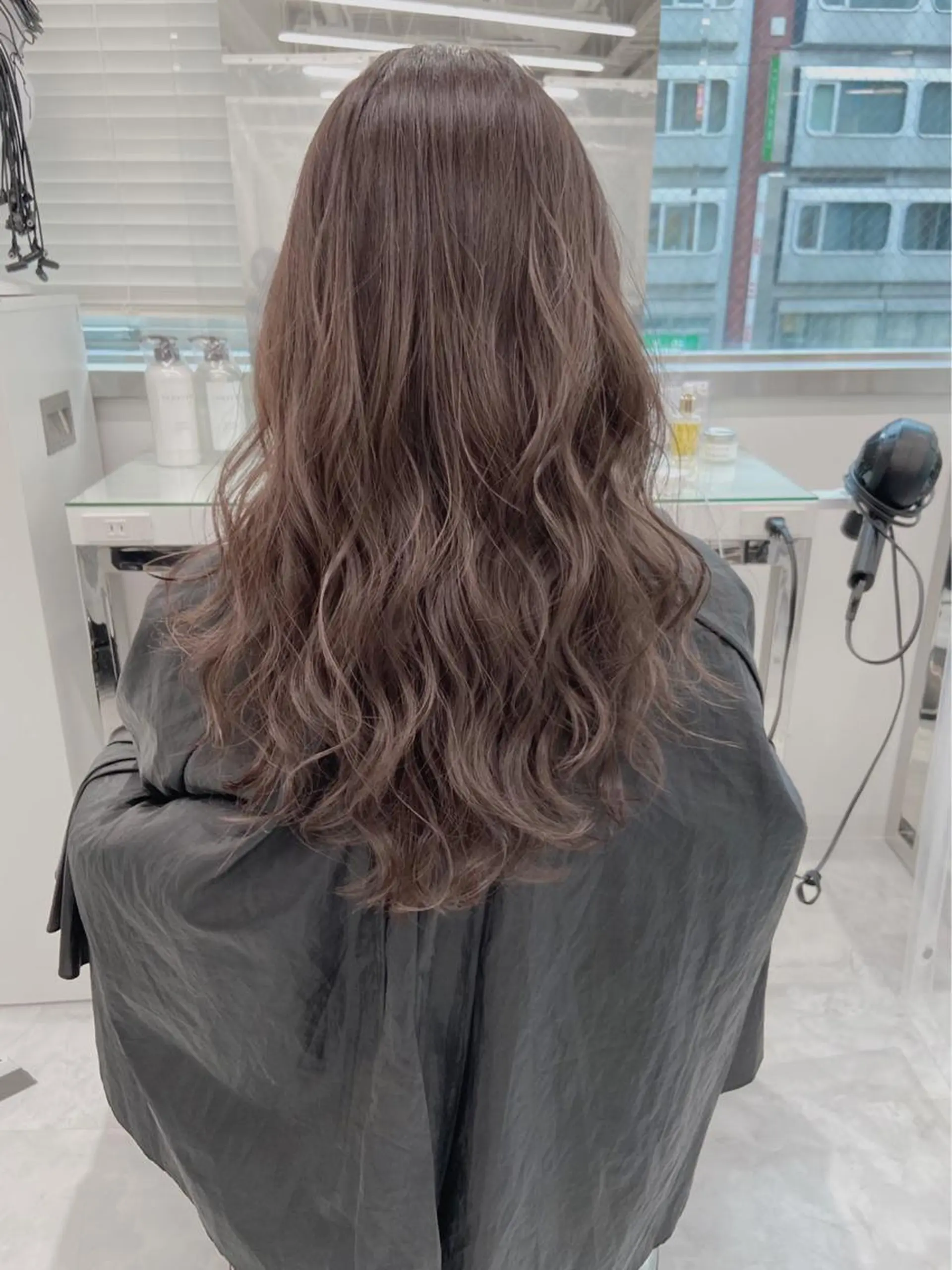 ロング カラー ヘアアレンジ メンズ キッズ ネイル マツエク・マツパ 成人式 子どものヘアアレンジ メンズバレイヤージュ メンズブリーチ メンズハイライト ヘアカラー トリートメント ヘッドスパ ヘアセット 💕トレンドうる艶髪 💕TUNE銀座のヘアスタイル