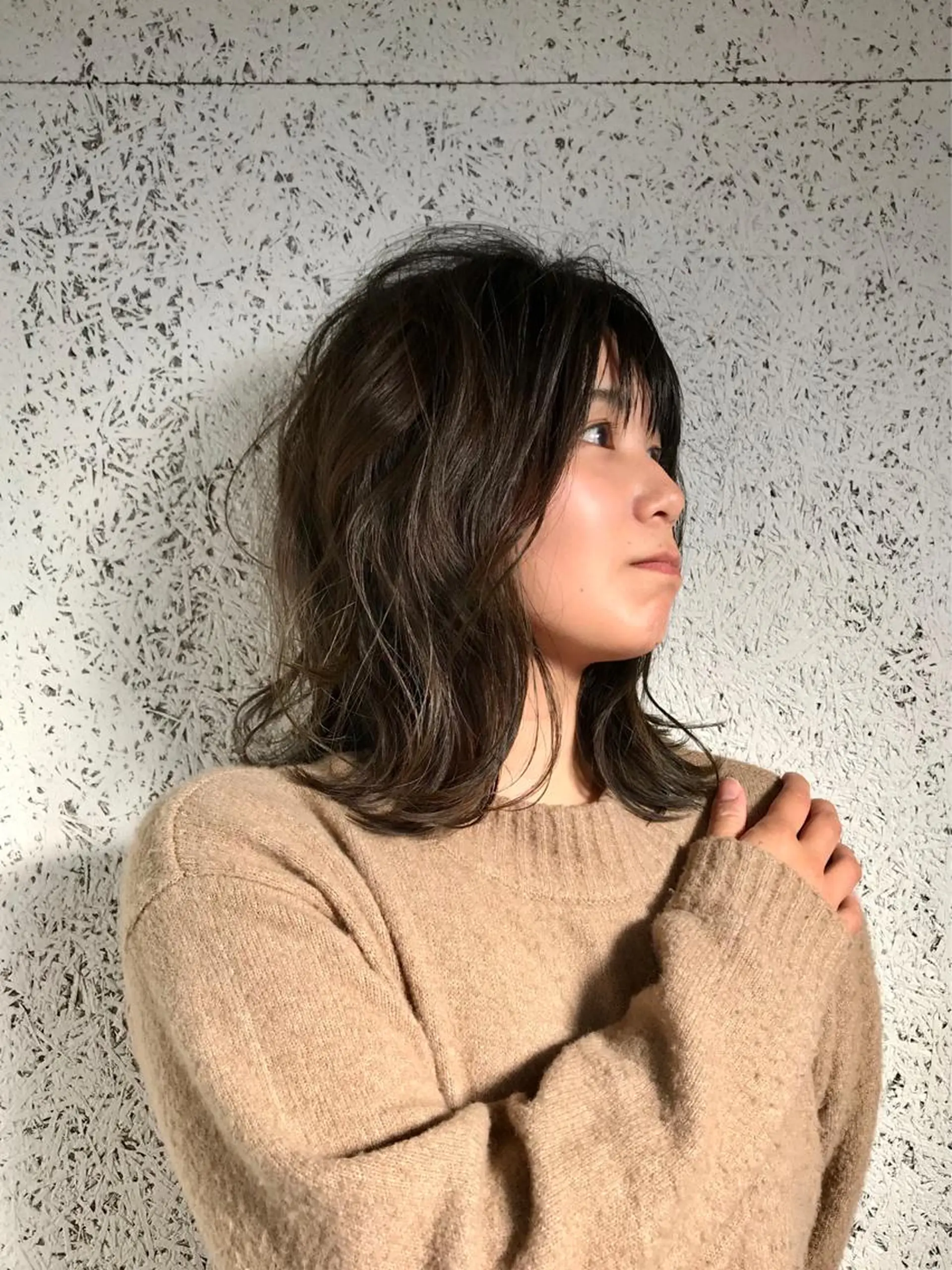 ミディアム カラー KOOKI スティードトーキョーのヘアスタイル