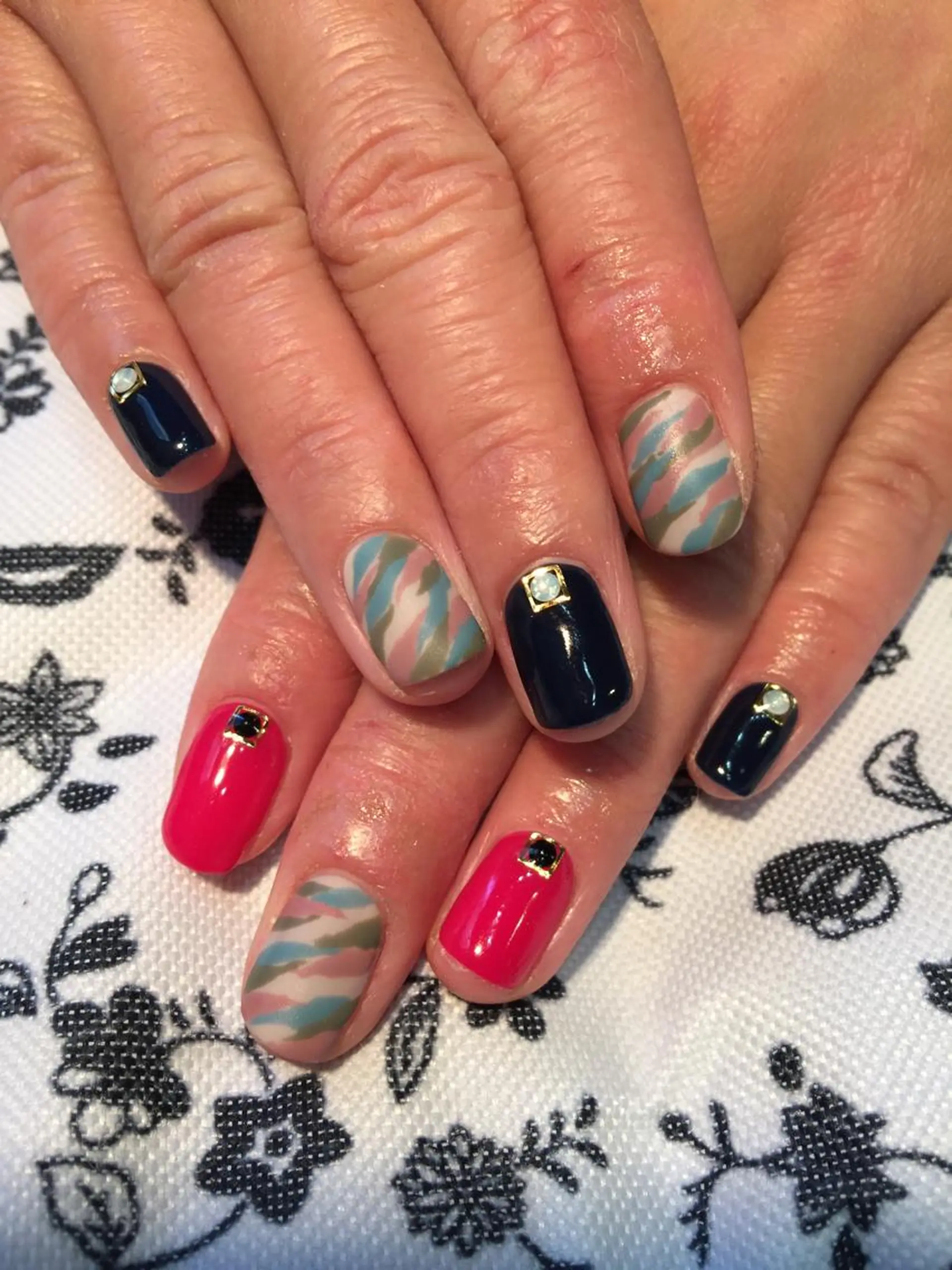 ネイル マットネイル W KUMIのネイルデザイン