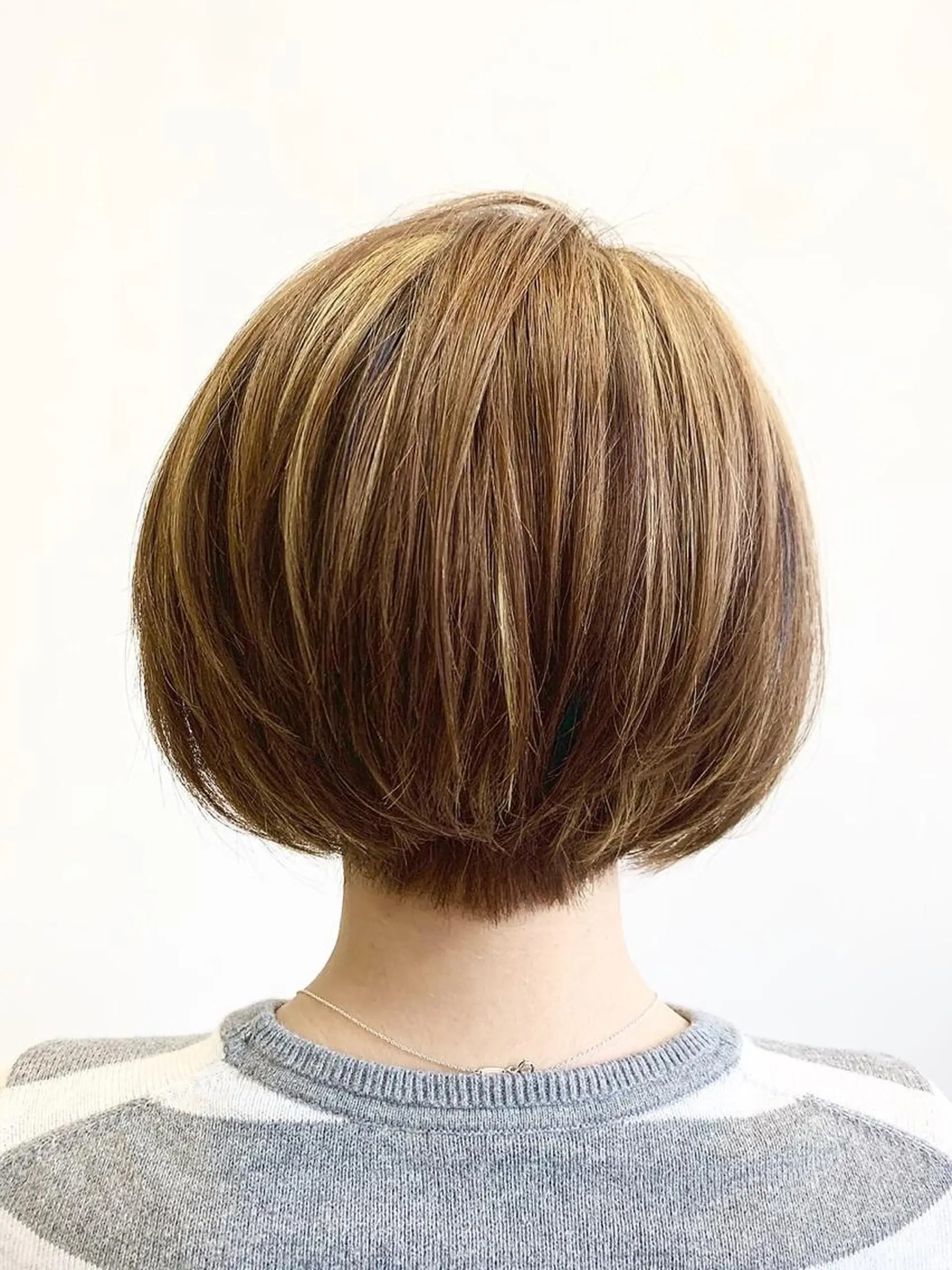 ショート 田中 奈布のヘアスタイル