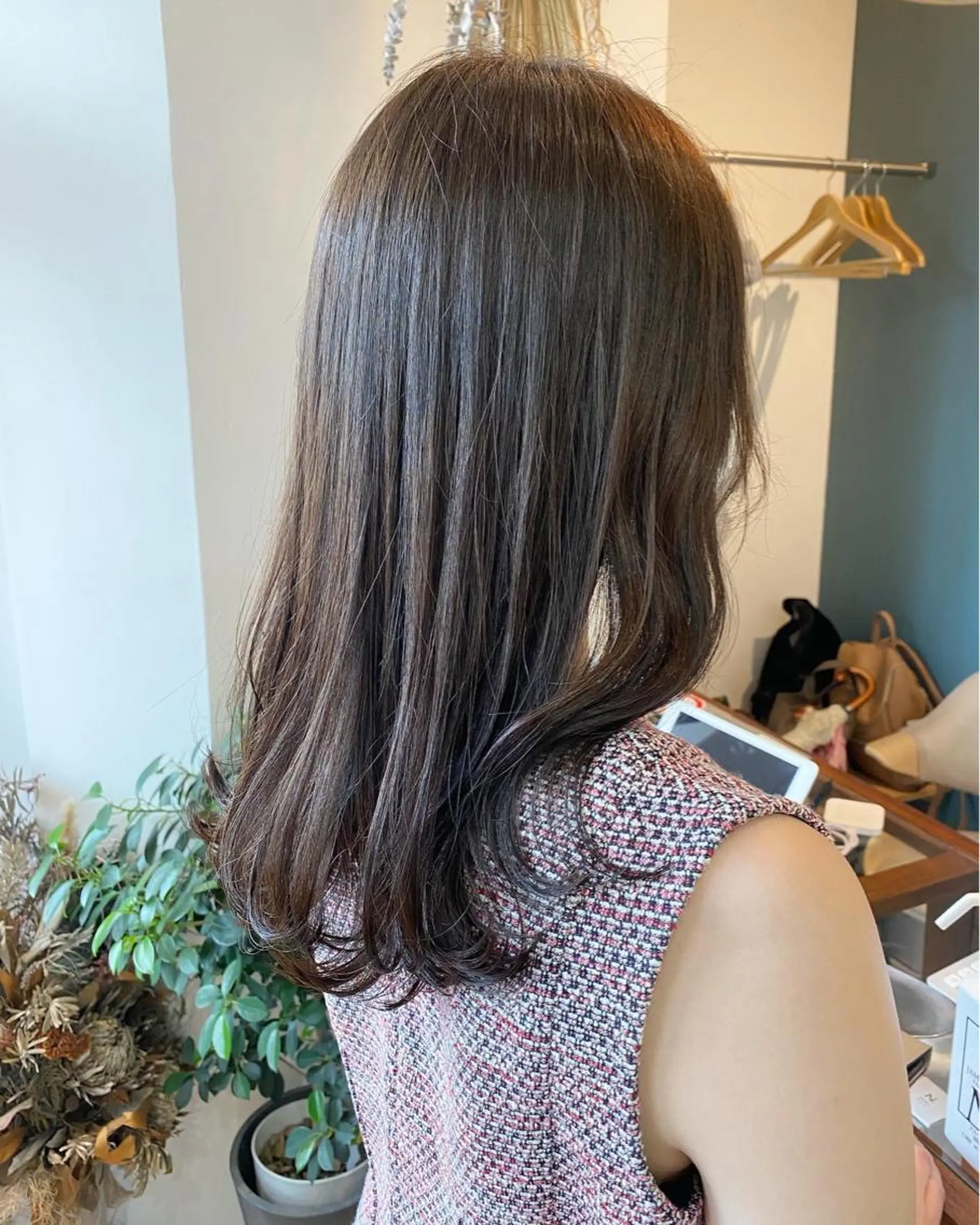 ミディアム カラー パーマ 髪質改善 縮毛矯正 トリートメント OVER→三軒茶屋 /縮毛矯正・髪質改善のヘアスタイル