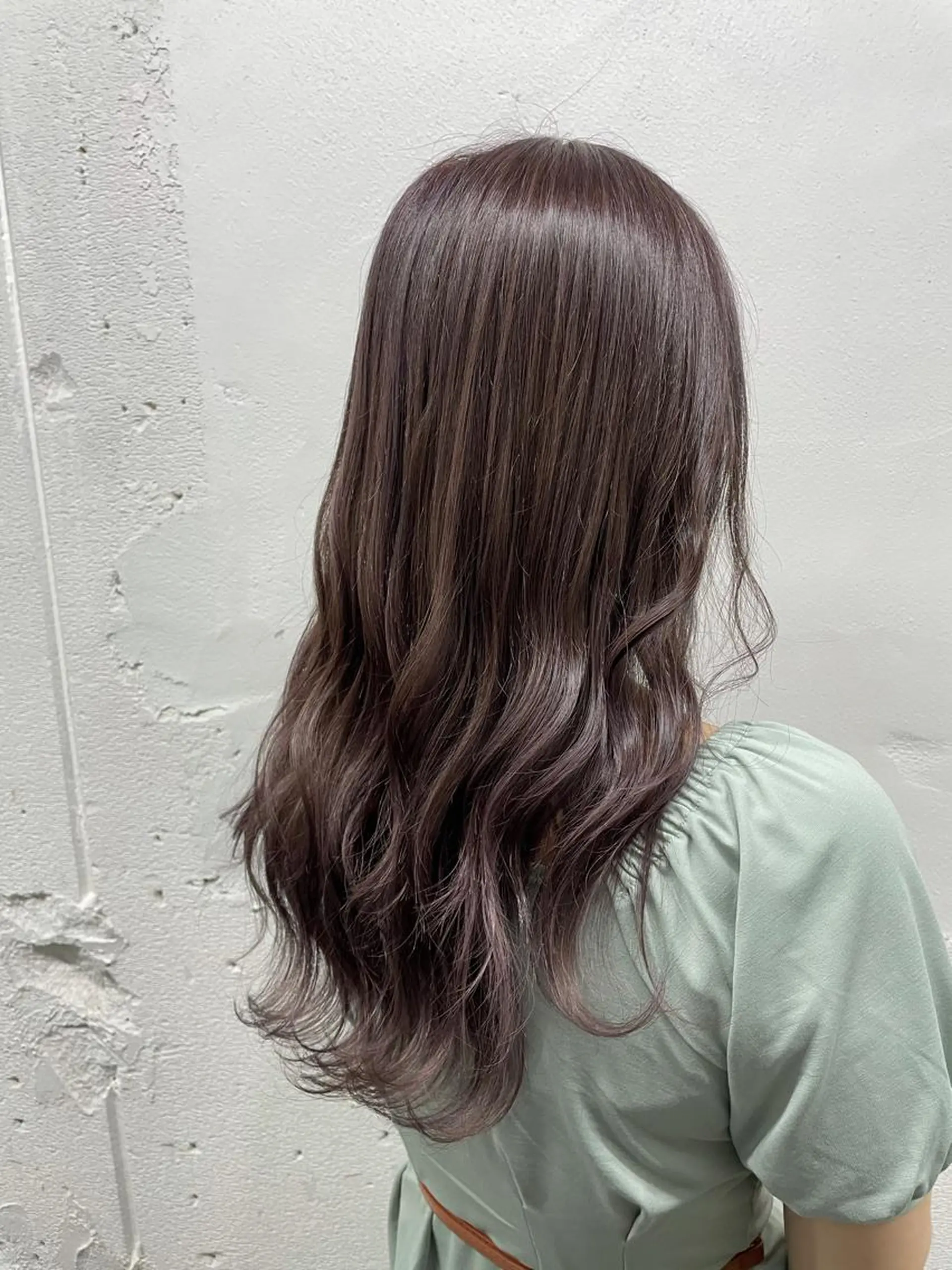 セミロング カラー シールエクステ バレイヤージュ ミストバング ベージュカラー ダブルカラー カット ヘアカラー トリートメント 🧡艶髪ちゅるん髪 🫧🧡YUKI❄️のヘアスタイル