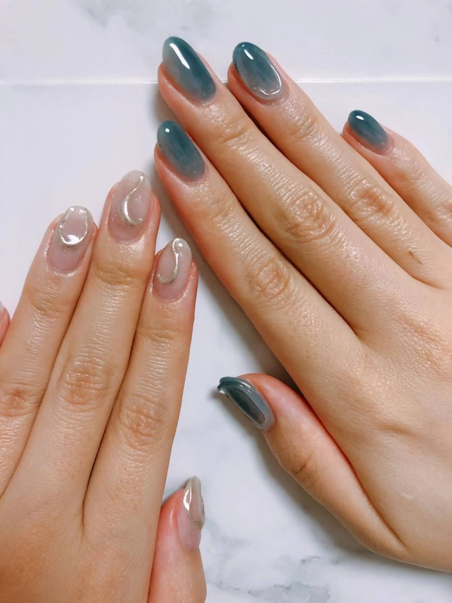 ネイル ニュアンスネイル mogunail &blowのネイルデザイン