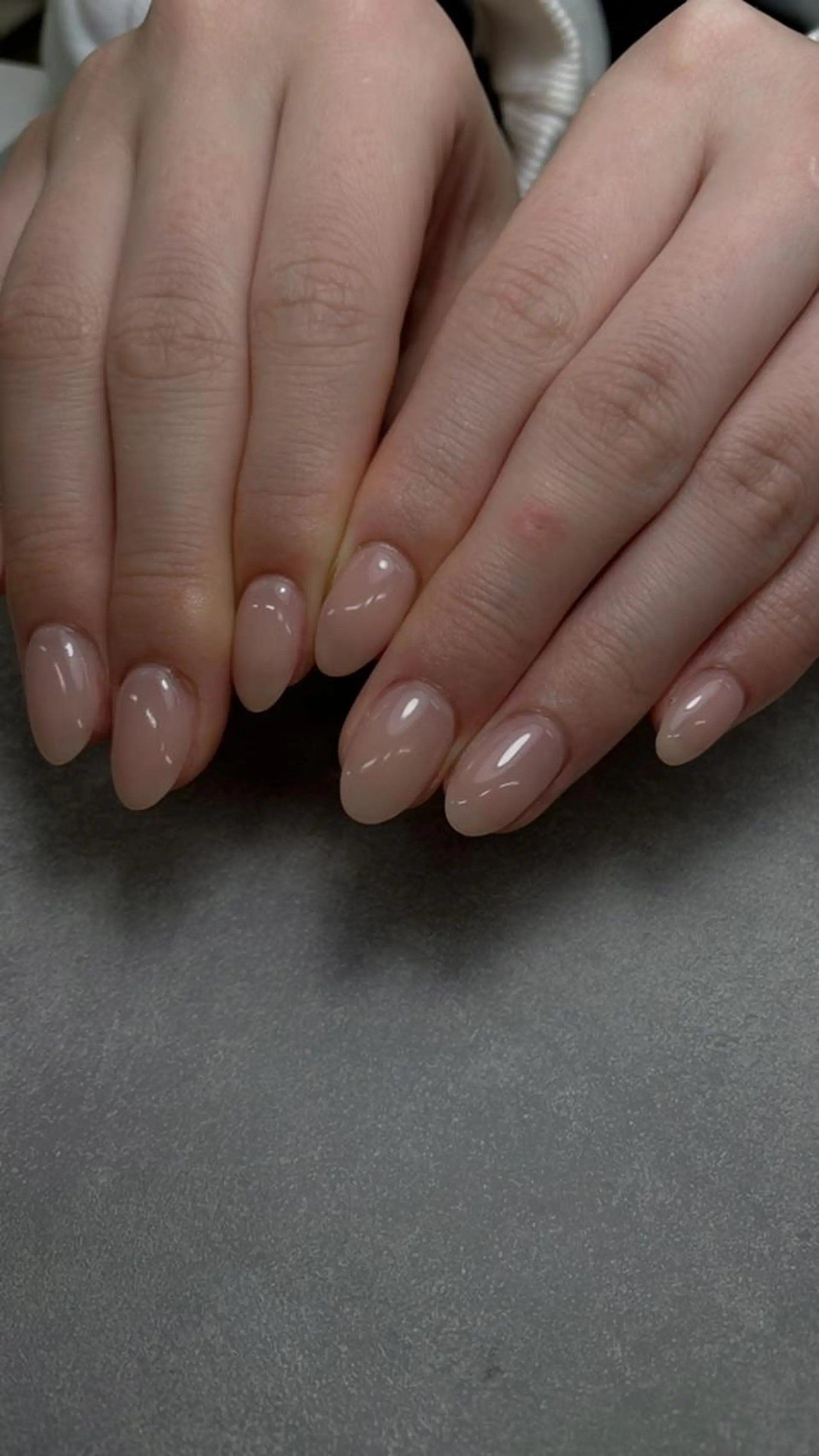 ネイル ワンカラーネイル ハンドネイル nail salon &e rieのネイルデザイン