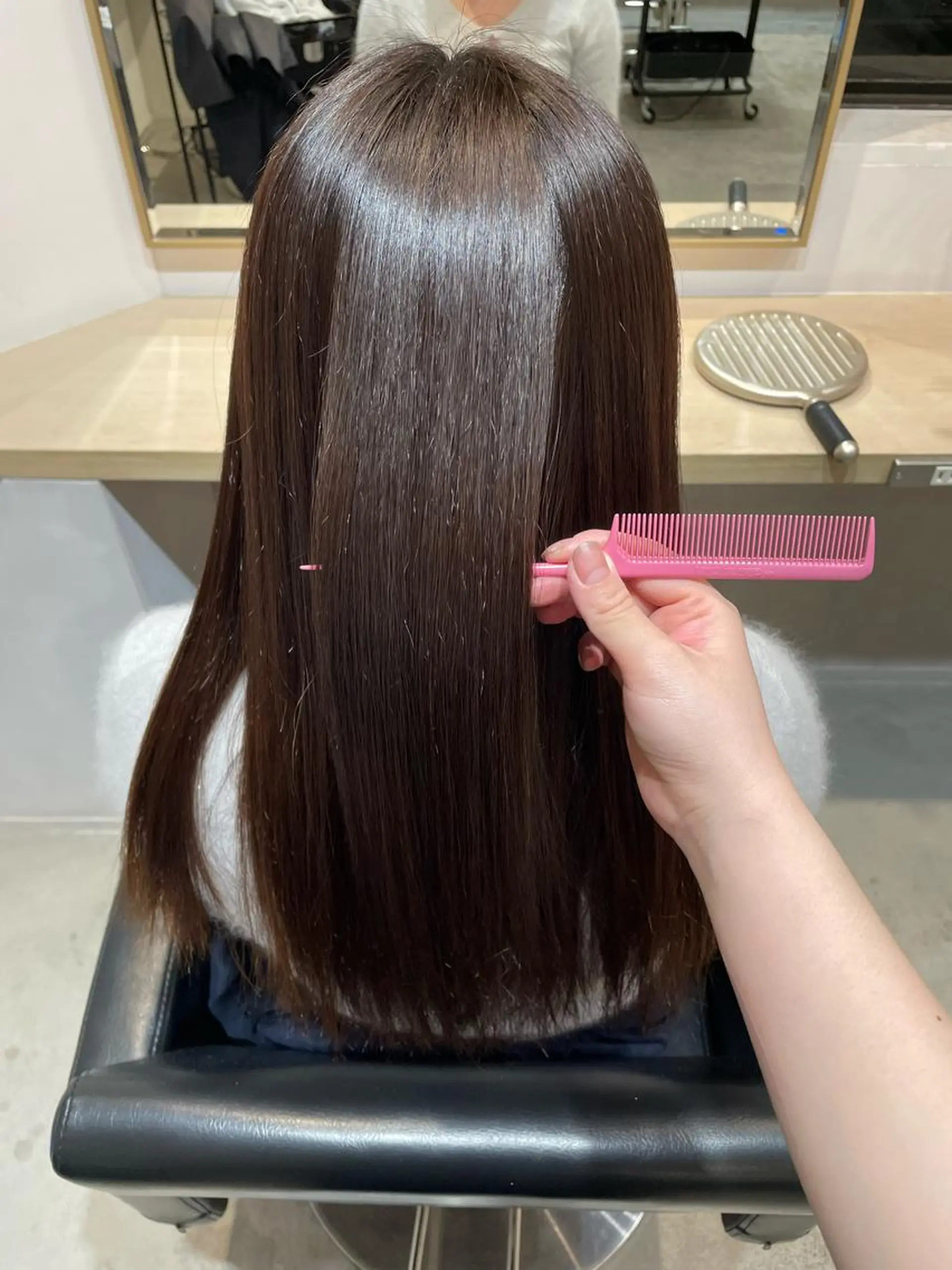ロング パーマ 縮毛矯正 ストレートパーマ 縮毛矯正 レイヤー♡ 石川優奈のヘアスタイル