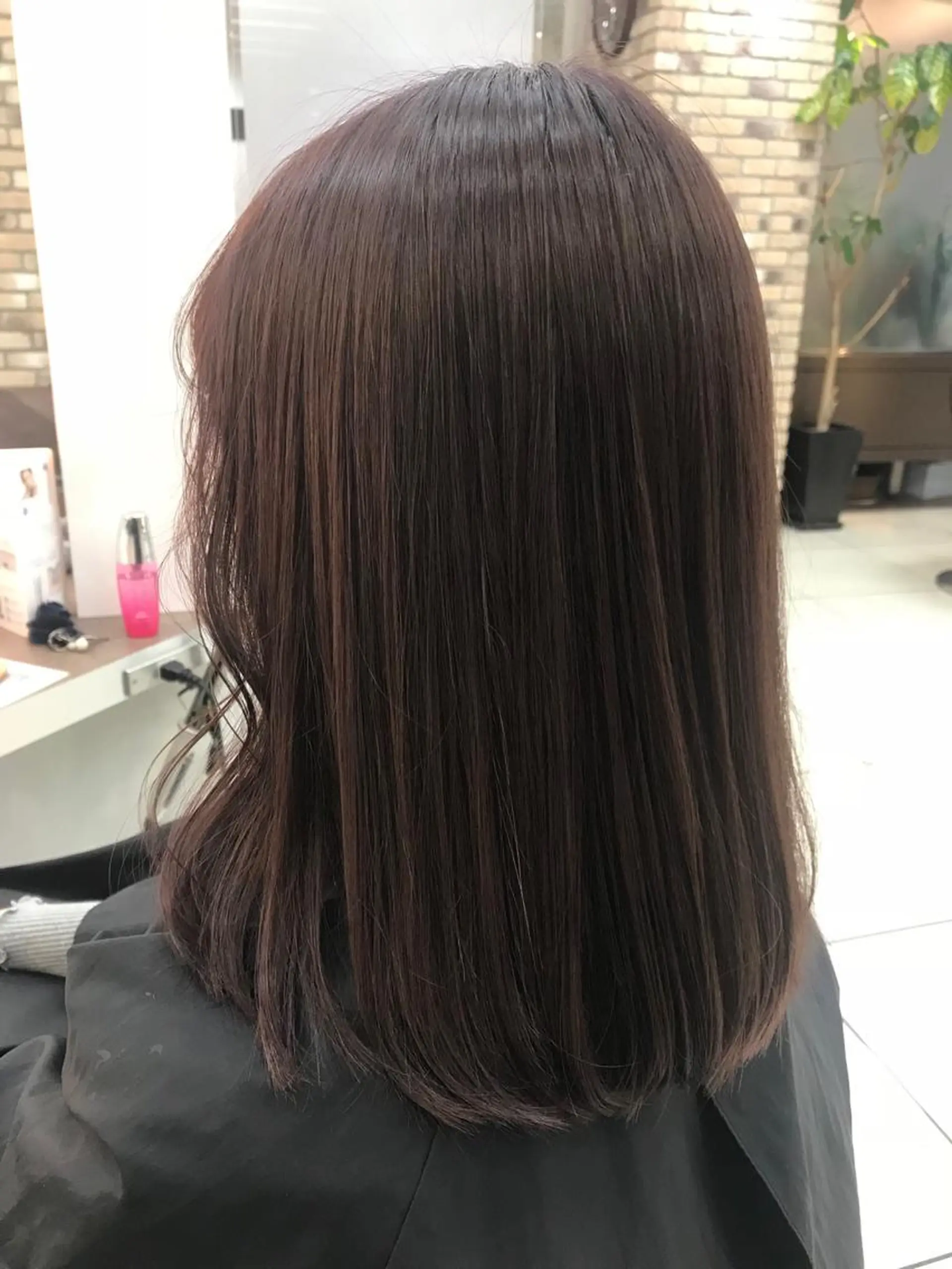 セミロング カラー ヘアアレンジ 馴染ませNo.1🧃 エクステ・アレンジのヘアスタイル