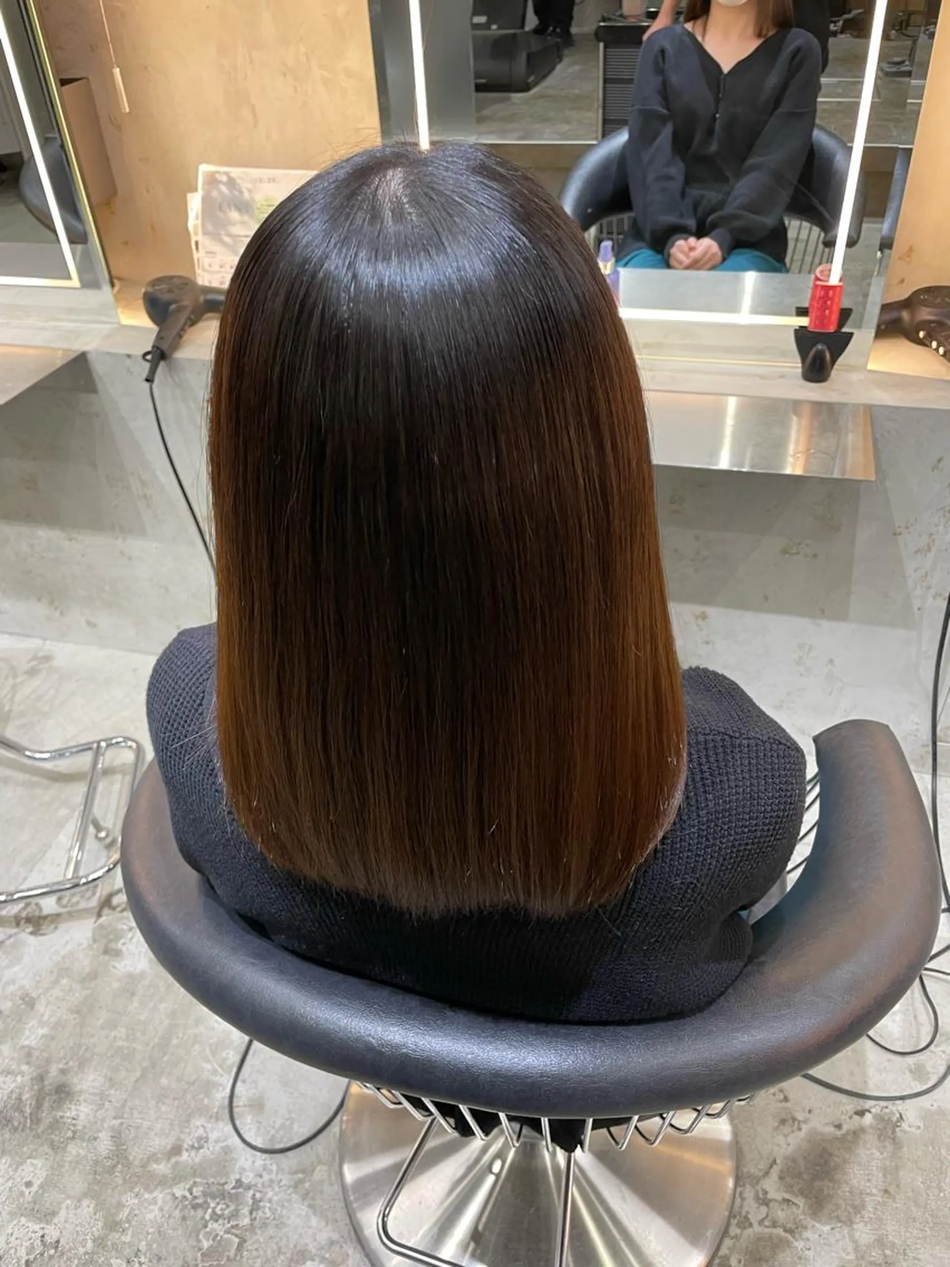 ミディアム カラー 🌹圧倒的な縮毛矯正 🌹篠崎祥吾のヘアスタイル