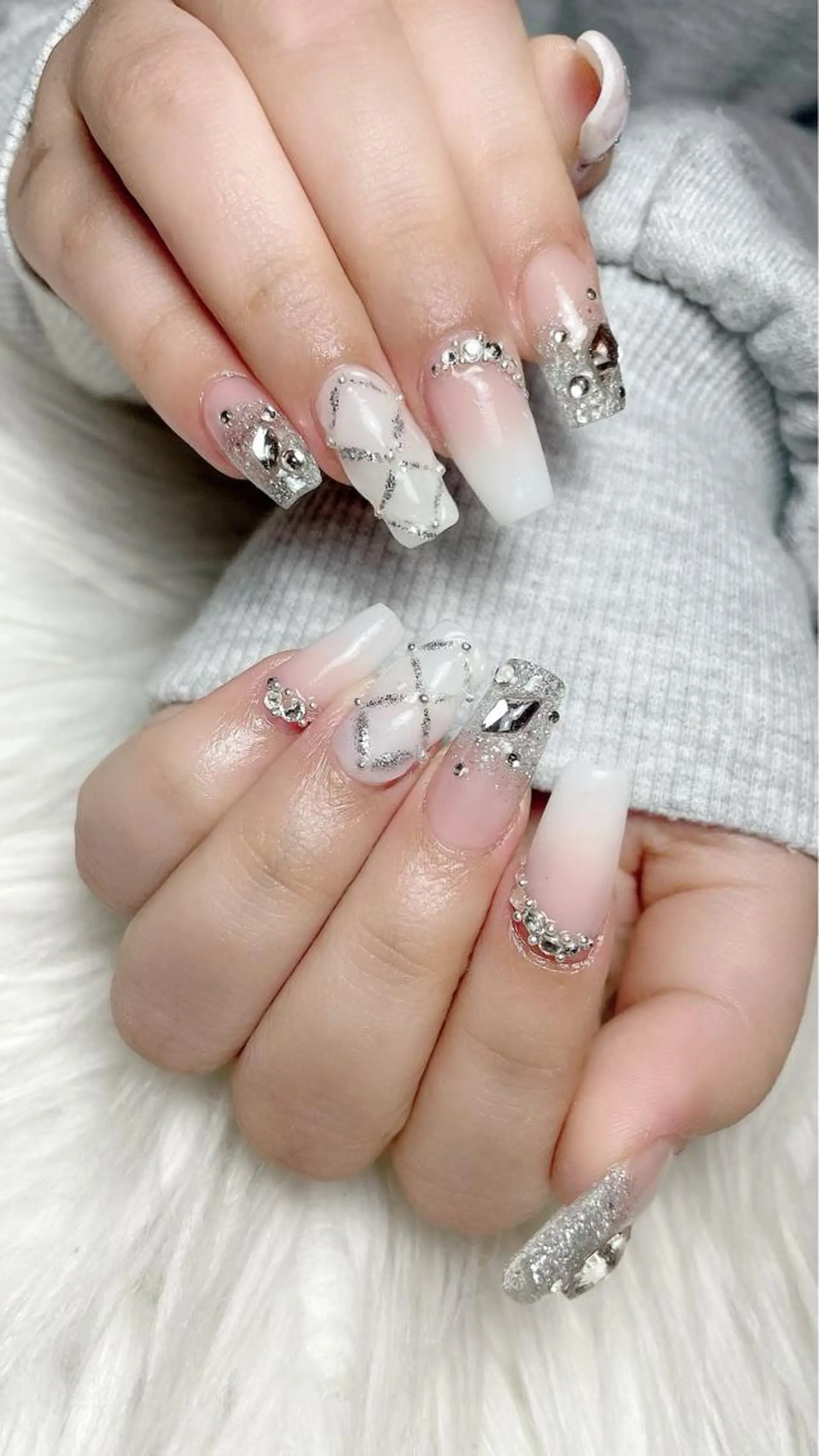 ネイル ハンドネイル Feel ‪‪☺︎‬Yuriaのネイルデザイン