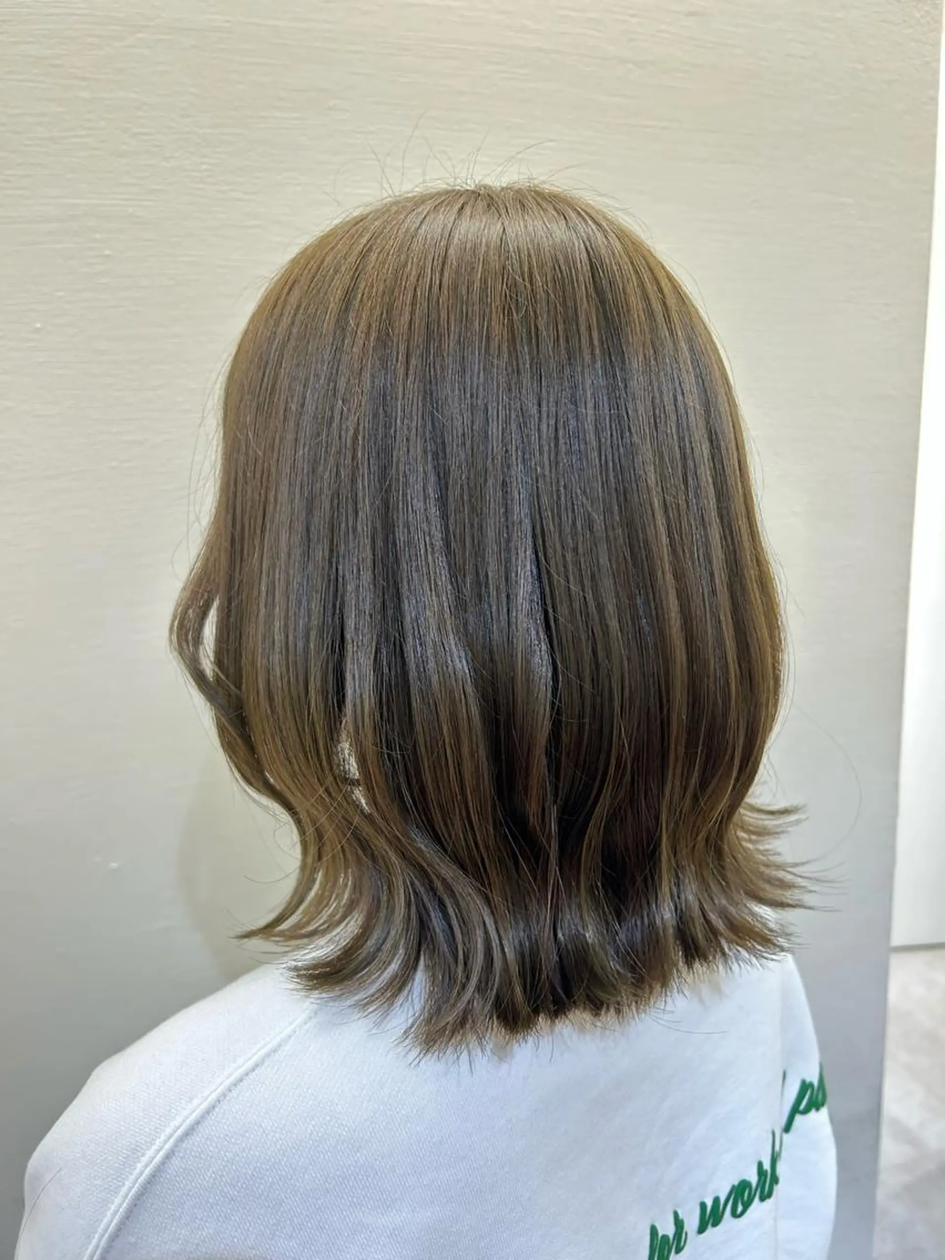 ミディアム カラー ブリーチ ブリーチなしカラー bnd_bnd アイのヘアスタイル