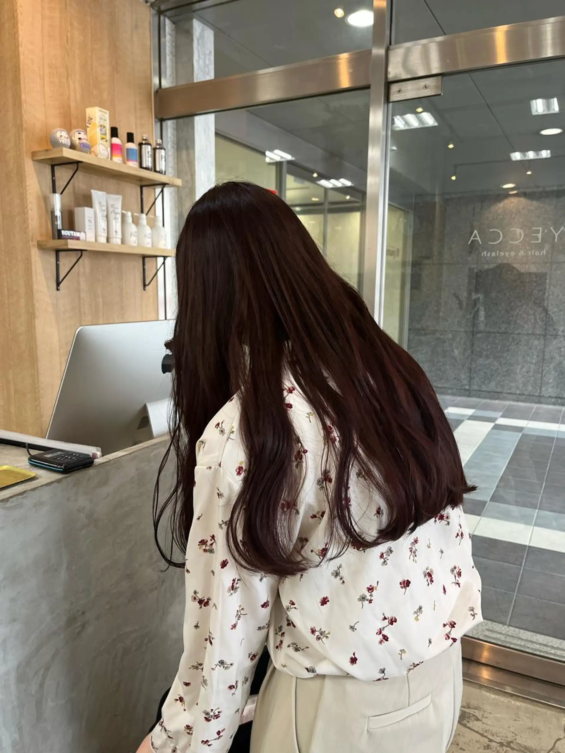 ロング デザインカラー /るあんのヘアスタイル