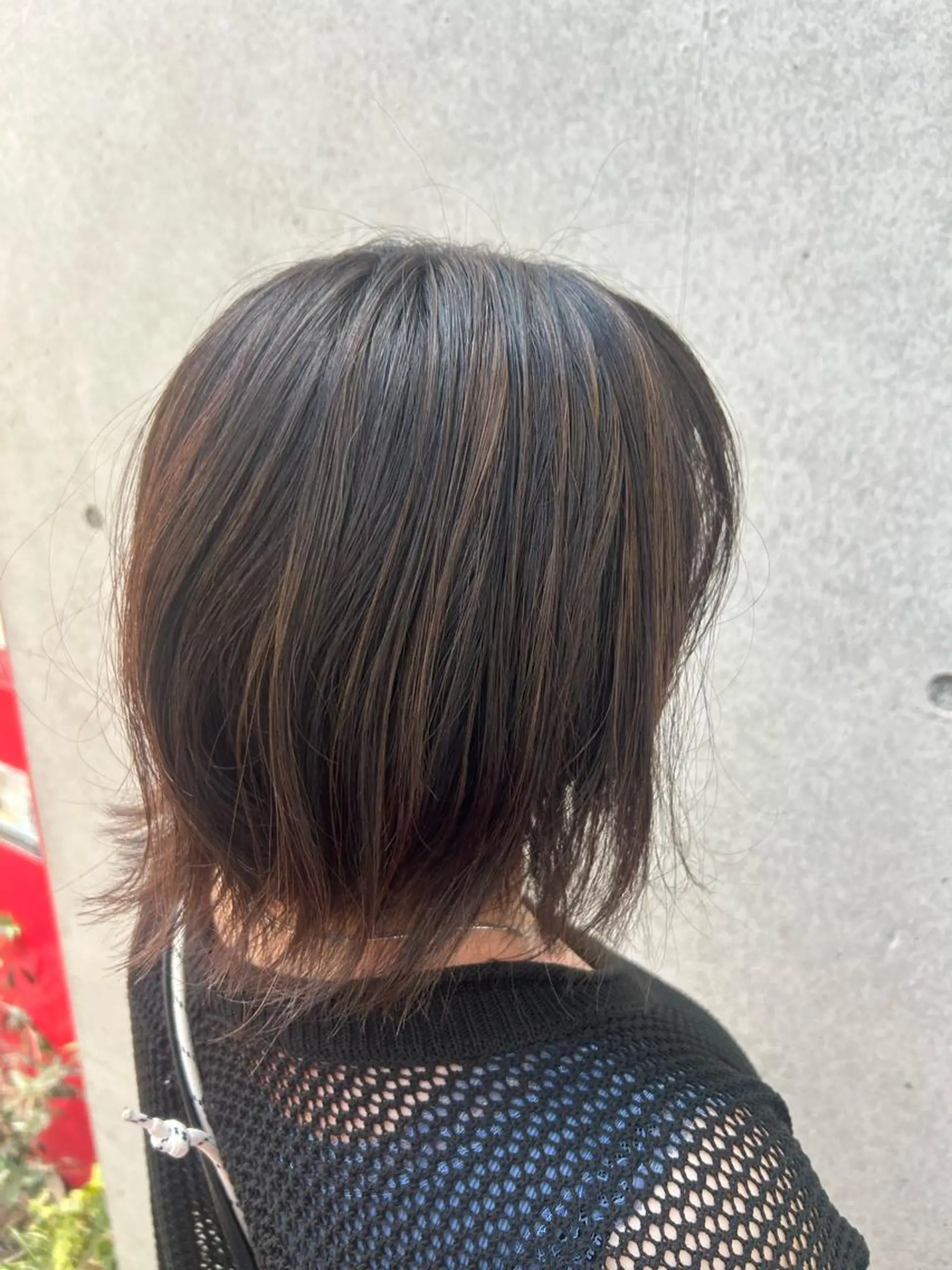 ミディアム アッシュ ハイライト 阪口 依美奈のヘアスタイル