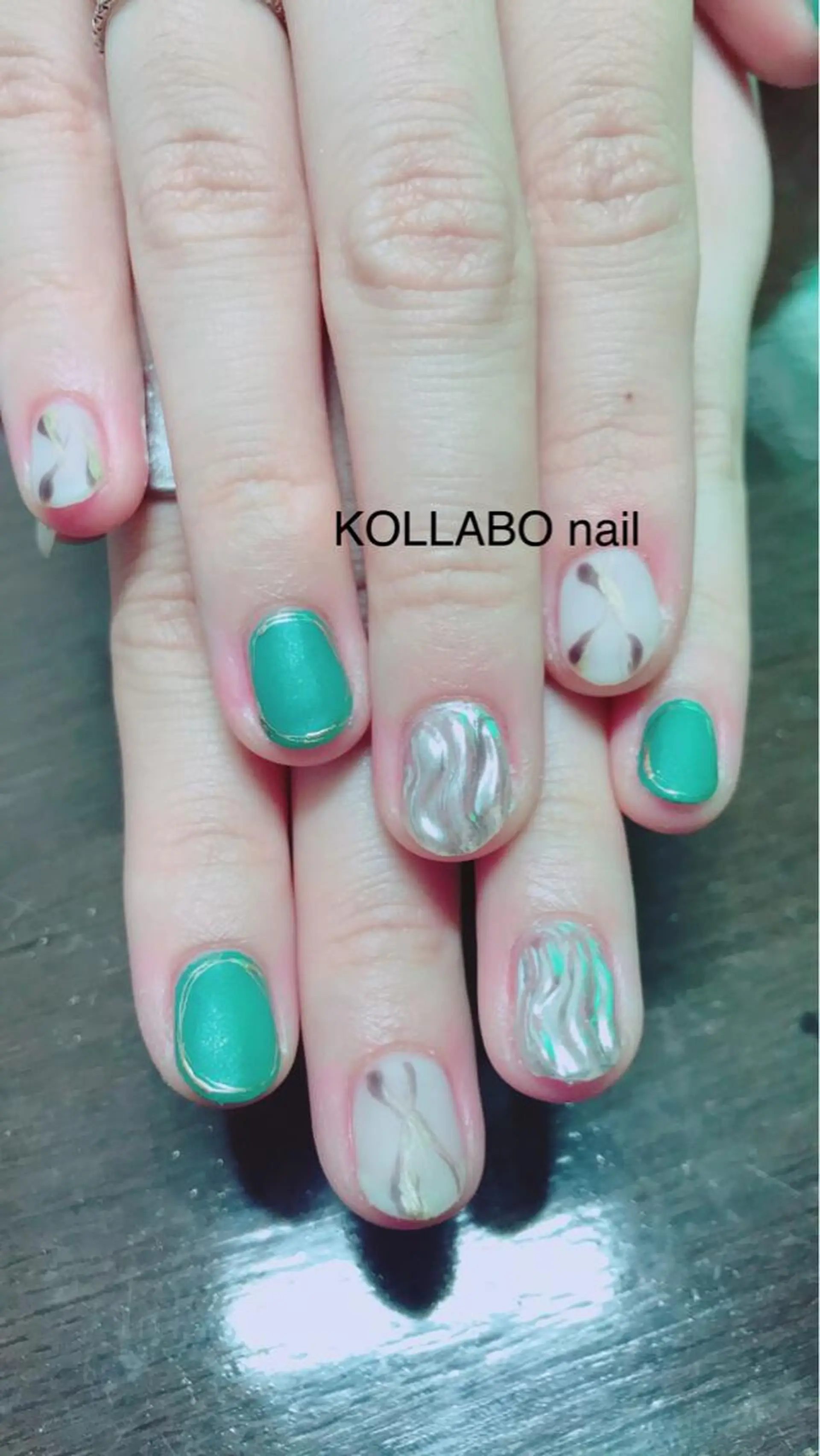 ネイル KOLLABO nailのネイルデザイン