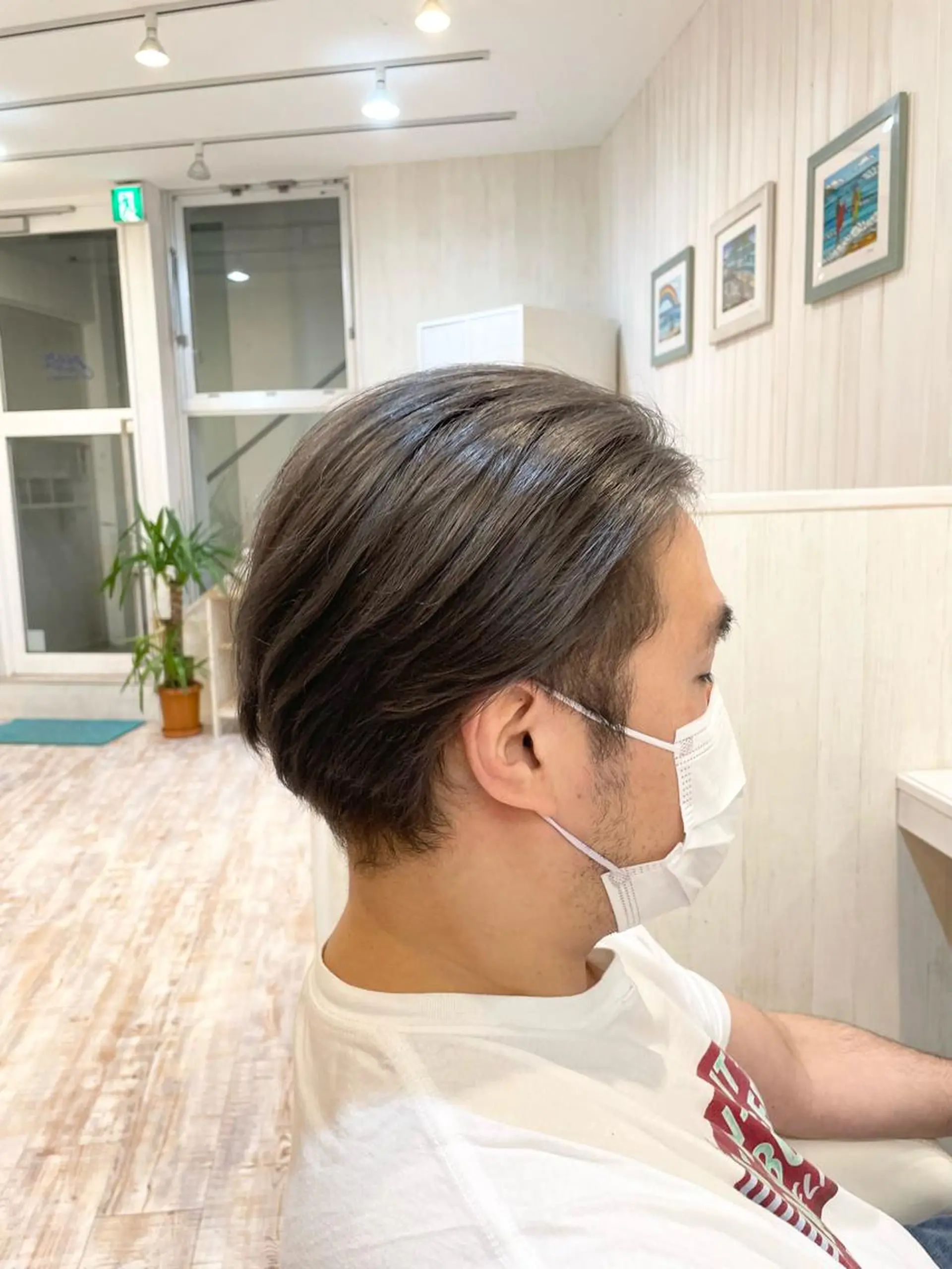 カラー メンズ メンズブリーチ アッシュ ブリーチ カット ヘアカラー ☘️当日OK☘️ 鍋島直大のヘアスタイル