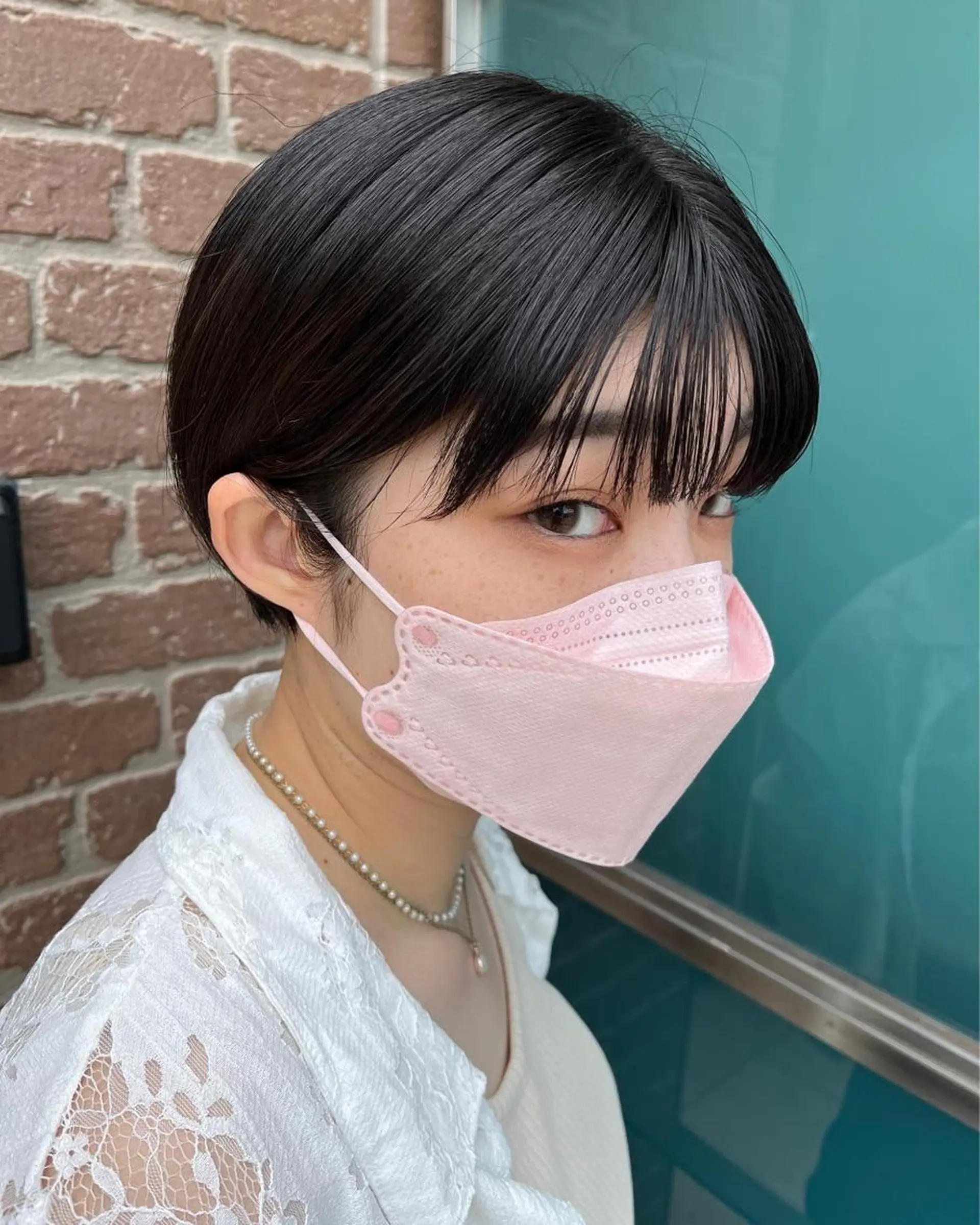 ミディアム カラー パーマ ヘアアレンジ メンズ キッズ ネイル ミディアムパーマ メンズパーマ ブラウンカラー ケアカラー 透明感カラー 久木原 ゆりのヘアスタイル