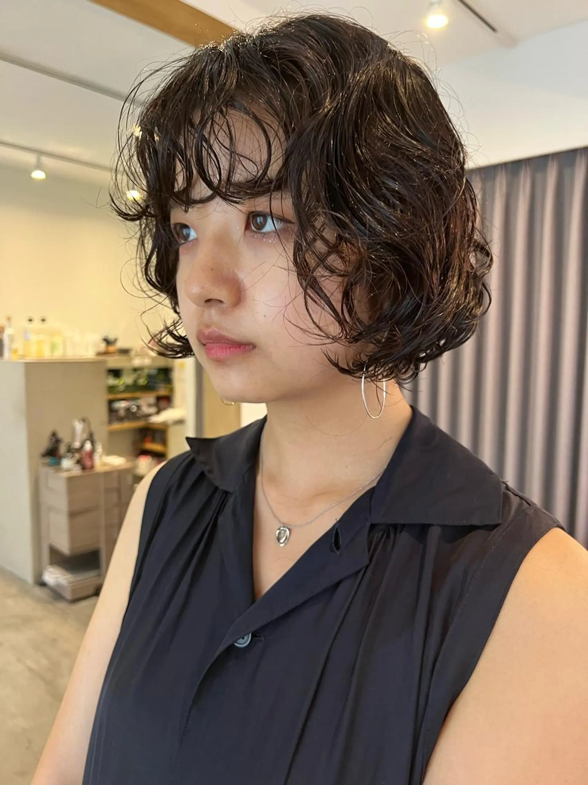 ショート パーマ ミディアムパーマ /癖毛パーマのヘアスタイル