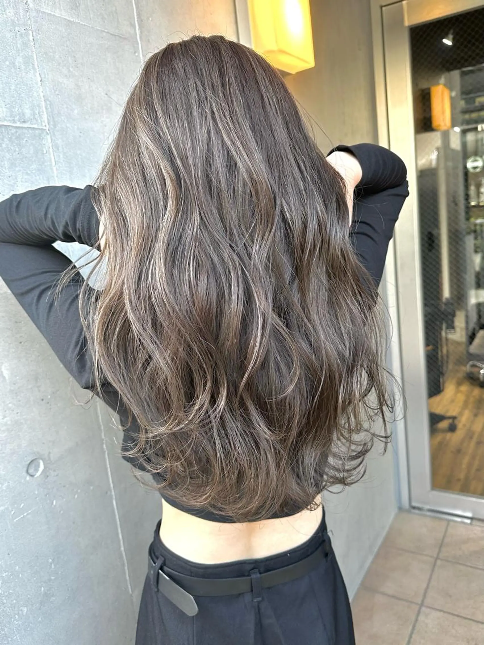 ミディアム カラー ベージュカラー グレージュ ラベンダーカラー ラベンダーグレージュ ラベンダーグレー カット ヘアカラー トリートメント ARCANAブリーチ ダブルカラー🌟原宿のヘアスタイル