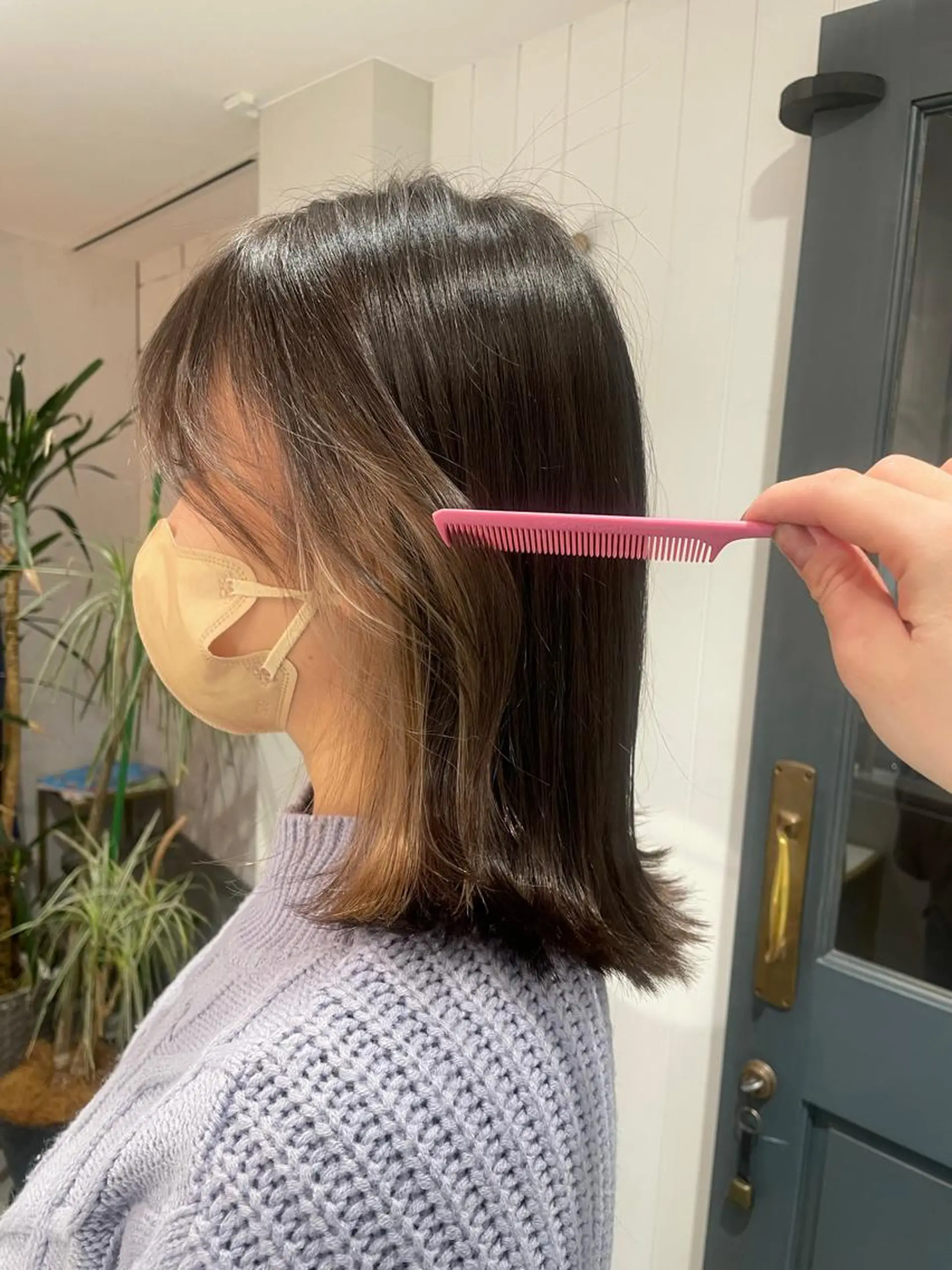 ミディアム カラー ベージュカラー ブリーチ インナーカラー ホワイトベージュ レイヤー♡ 石川優奈のヘアスタイル