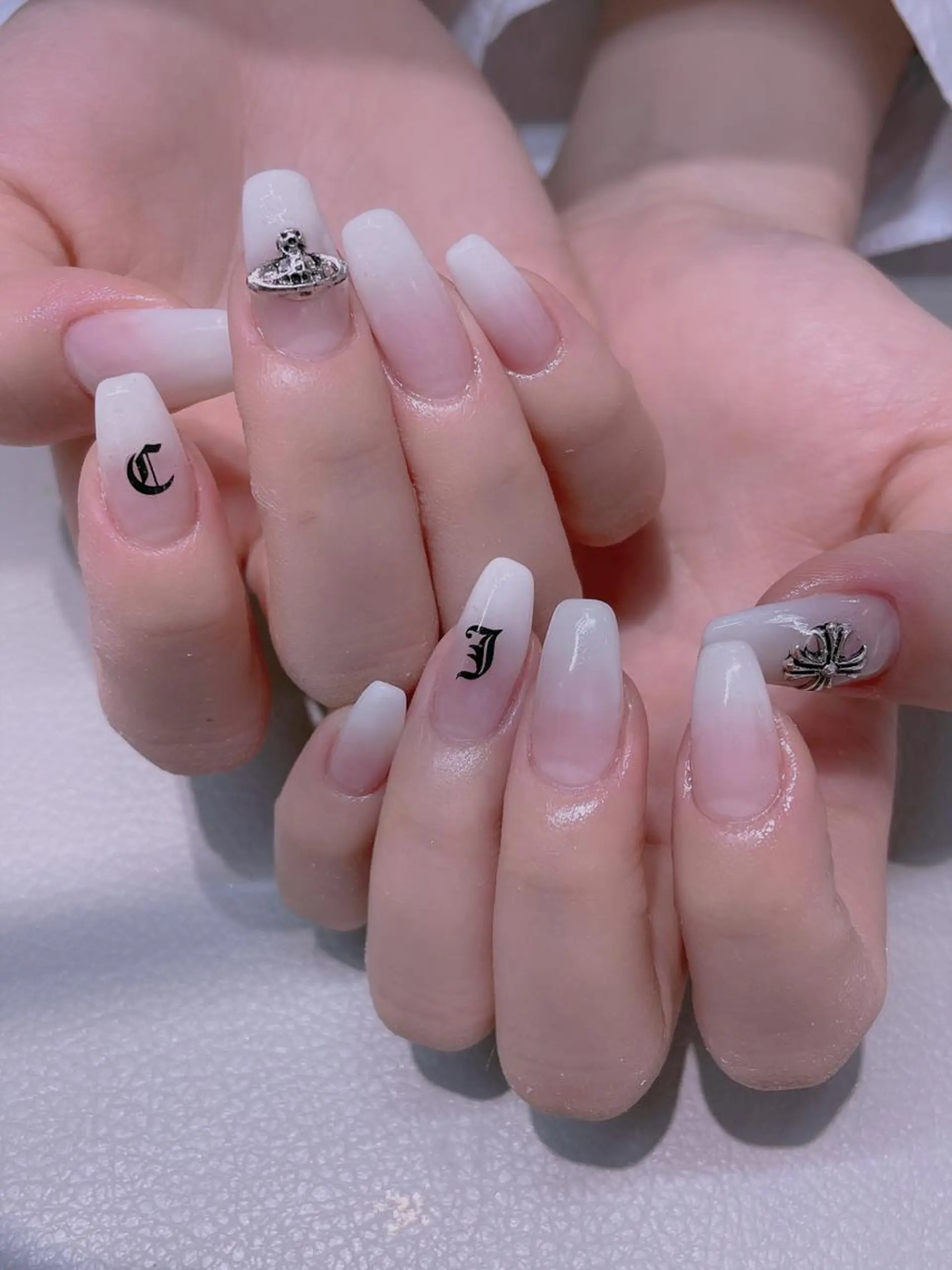 ネイル 美爪パラジェル導入店 Sunnilyのネイルデザイン