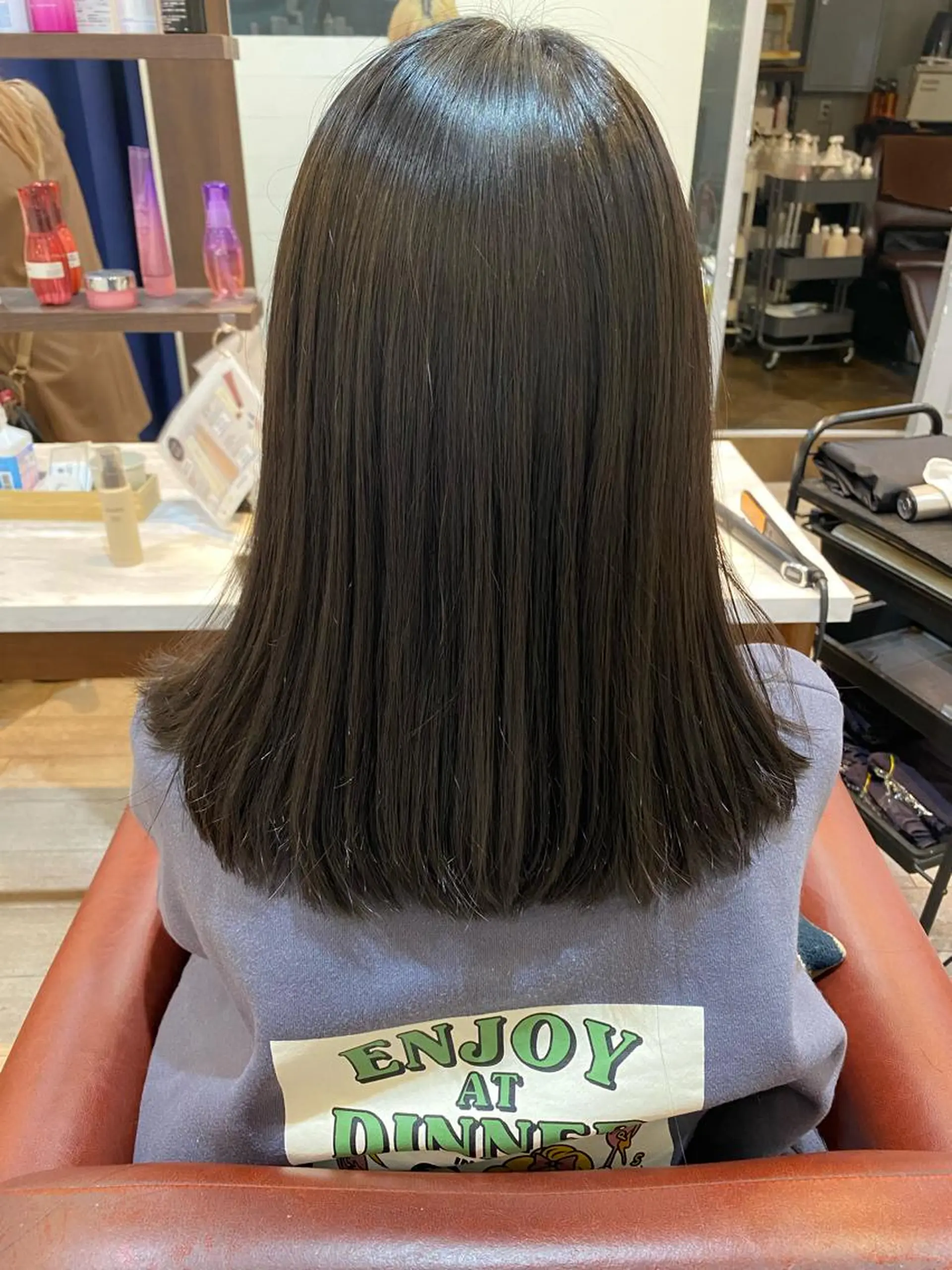 ミディアム 佐藤 優衣のヘアスタイル