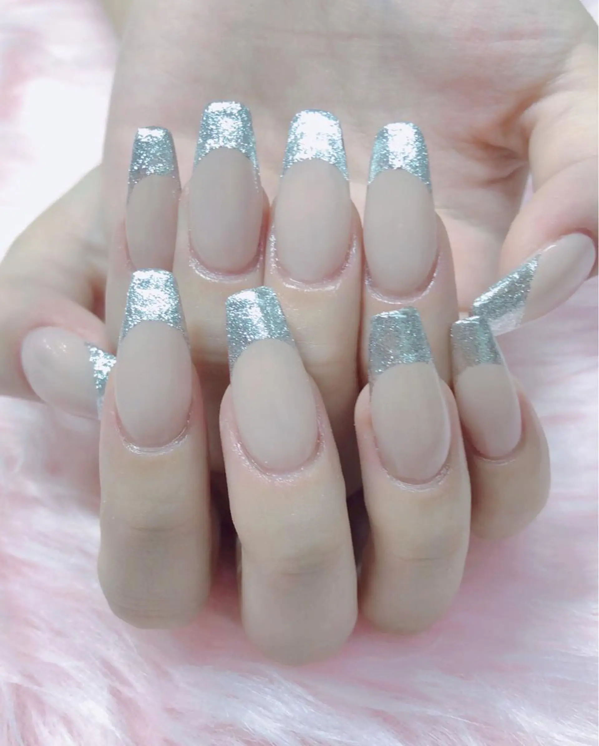 ネイル ハンドネイル MoonNail ユリ🌸のネイルデザイン
