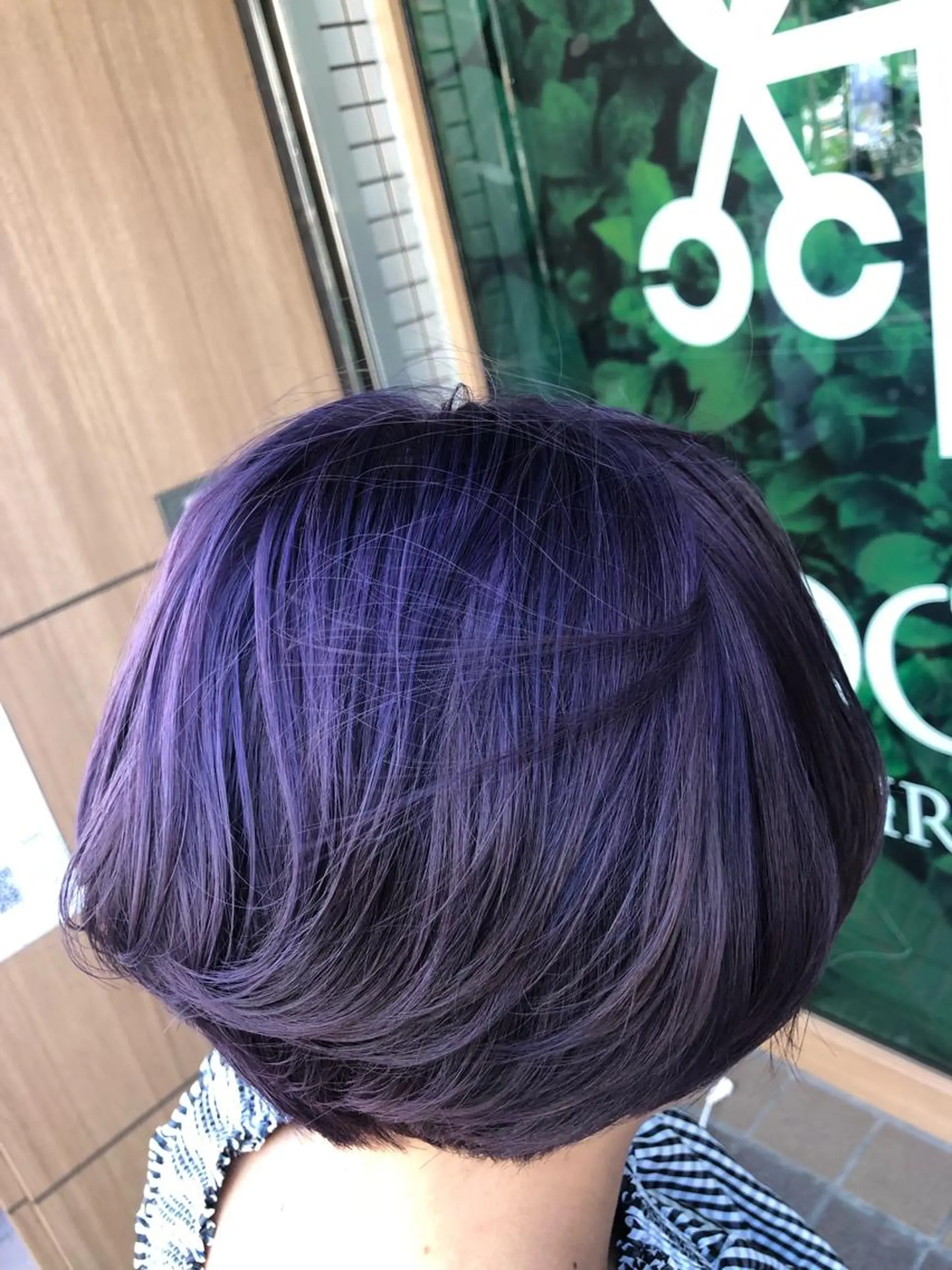 ミディアム パープルカラー ドラマ大好き 美容師hideyaのヘアスタイル