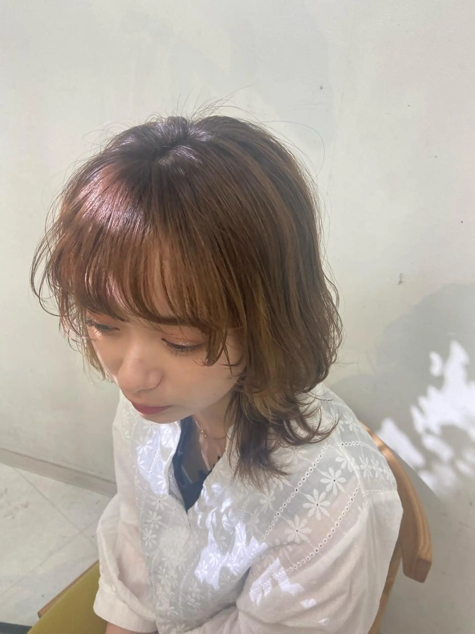 ミディアム ヘアアレンジ ウルフカット 神野 れなのヘアスタイル